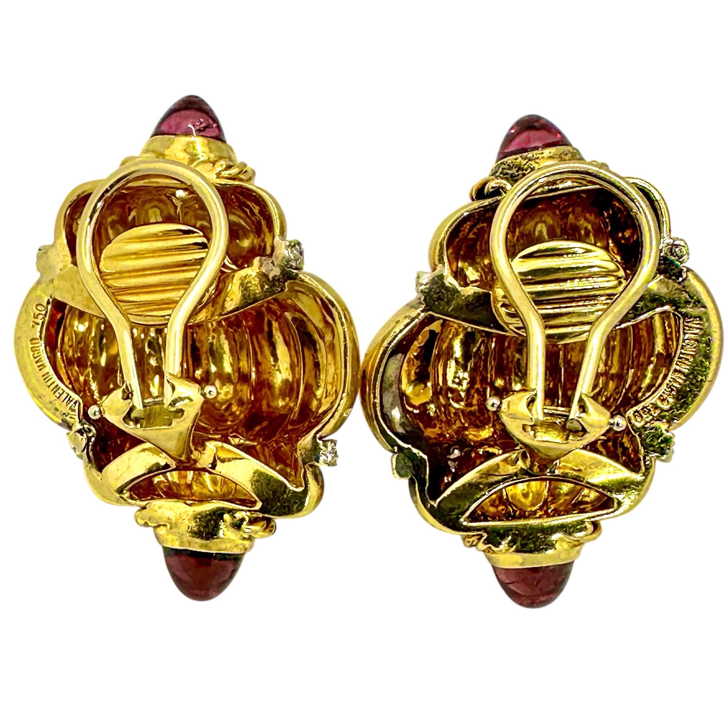 Taille rose A Valentin Magro Boucles d'oreilles en or jaune avec motif coquillage, tourmaline et diamant en vente