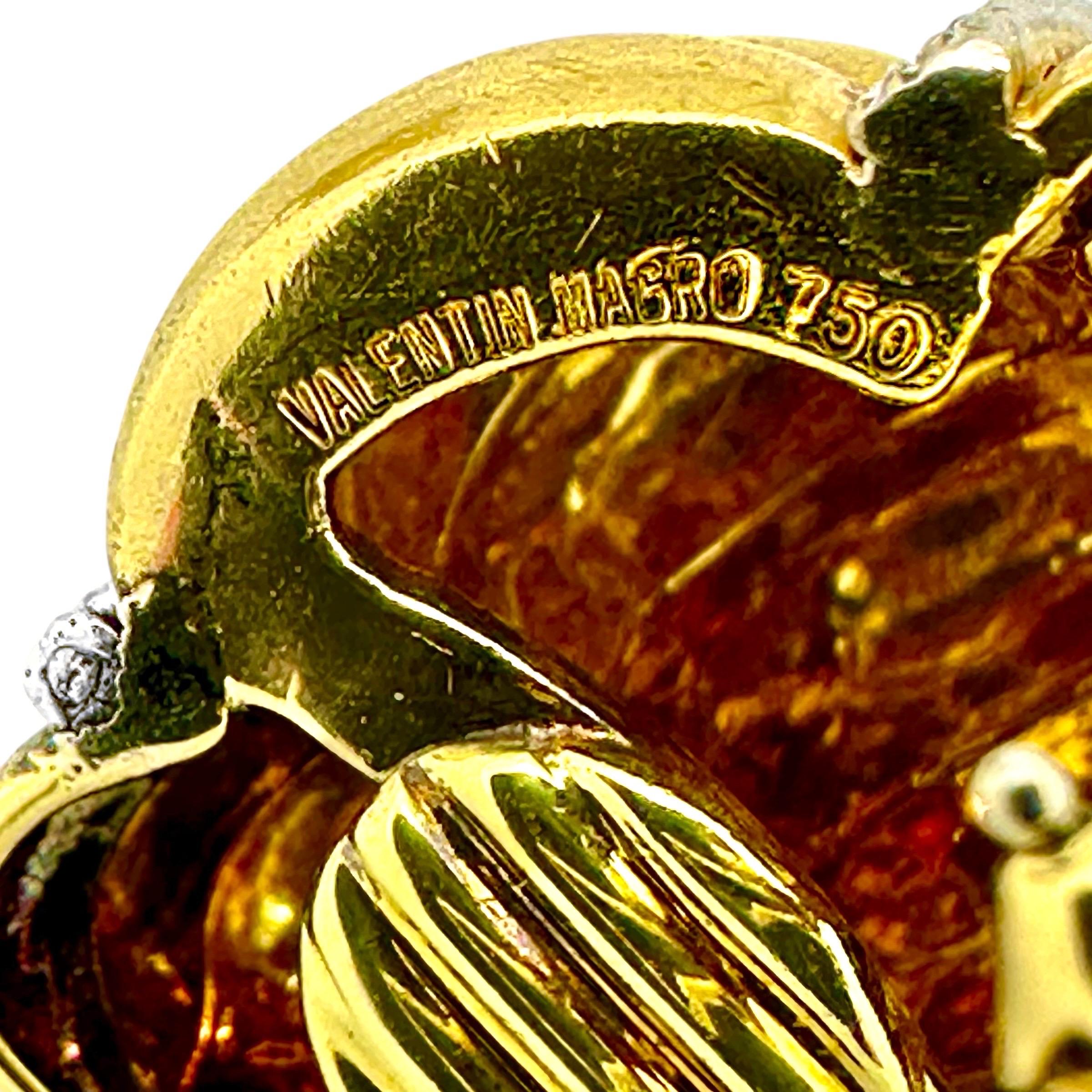 A Valentin Magro Boucles d'oreilles en or jaune avec motif coquillage, tourmaline et diamant Pour femmes en vente