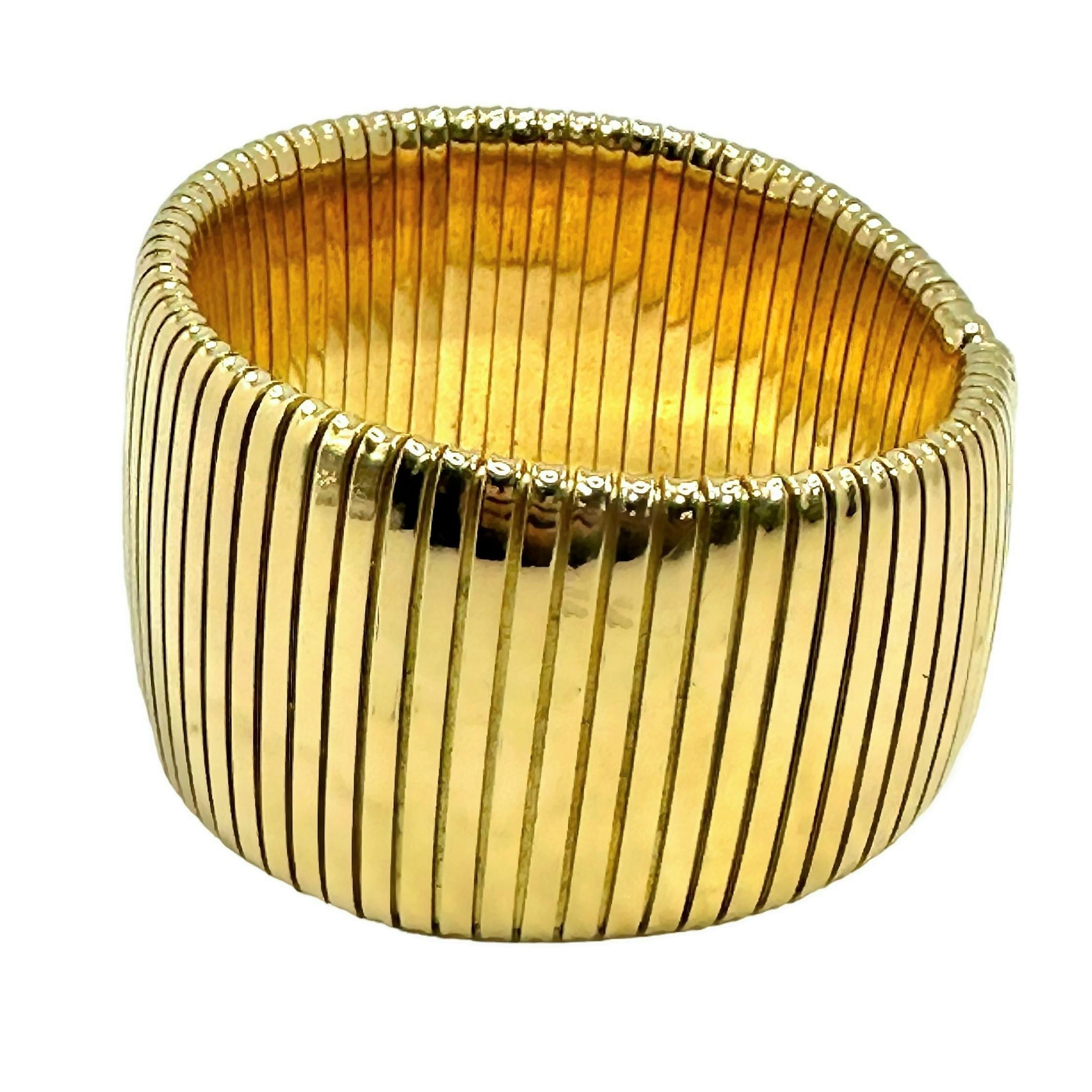 Modern Bold, Vintage, 18k Yellow Gold Italian Tubogas Cuff Bracelet For Sale