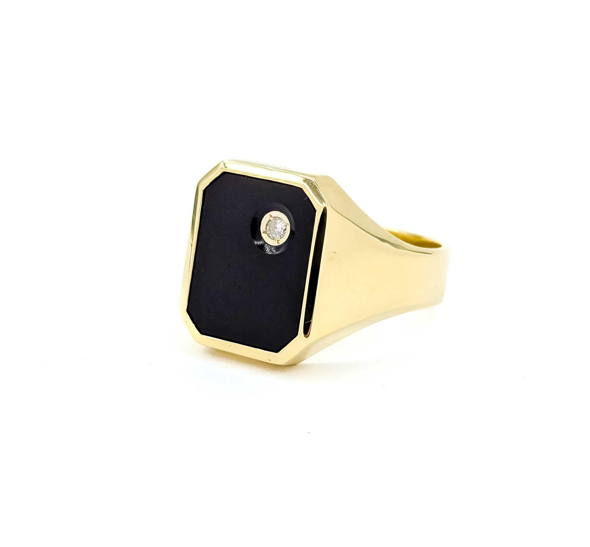 Contemporary Bold Vintage Diamond & Onyx Signet Ring in 14k Yellow Gold For Sale