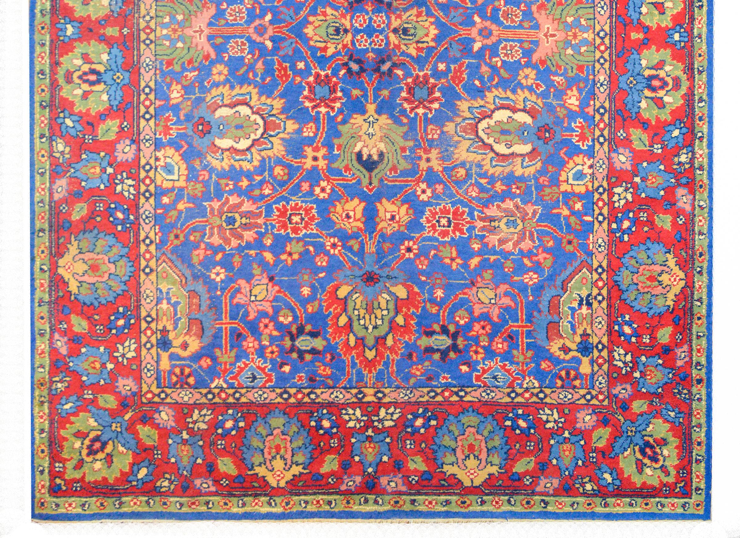 Vegetable Dyed Bold Vintage Persian Mahal Rug For Sale