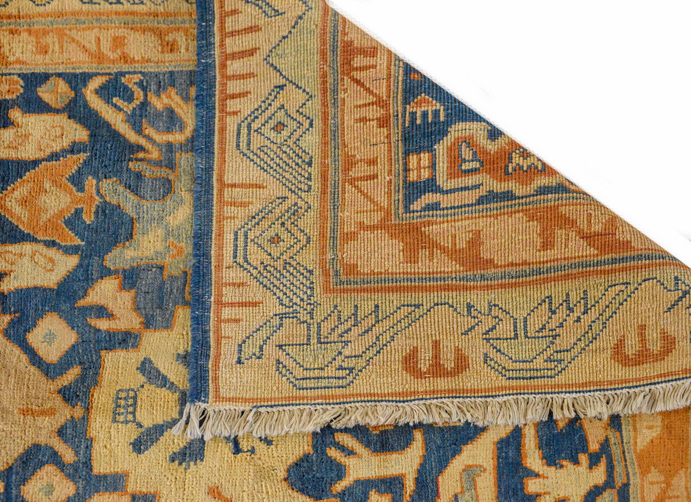 Kühnes Vintage Türkisch Teppich im Angebot 4