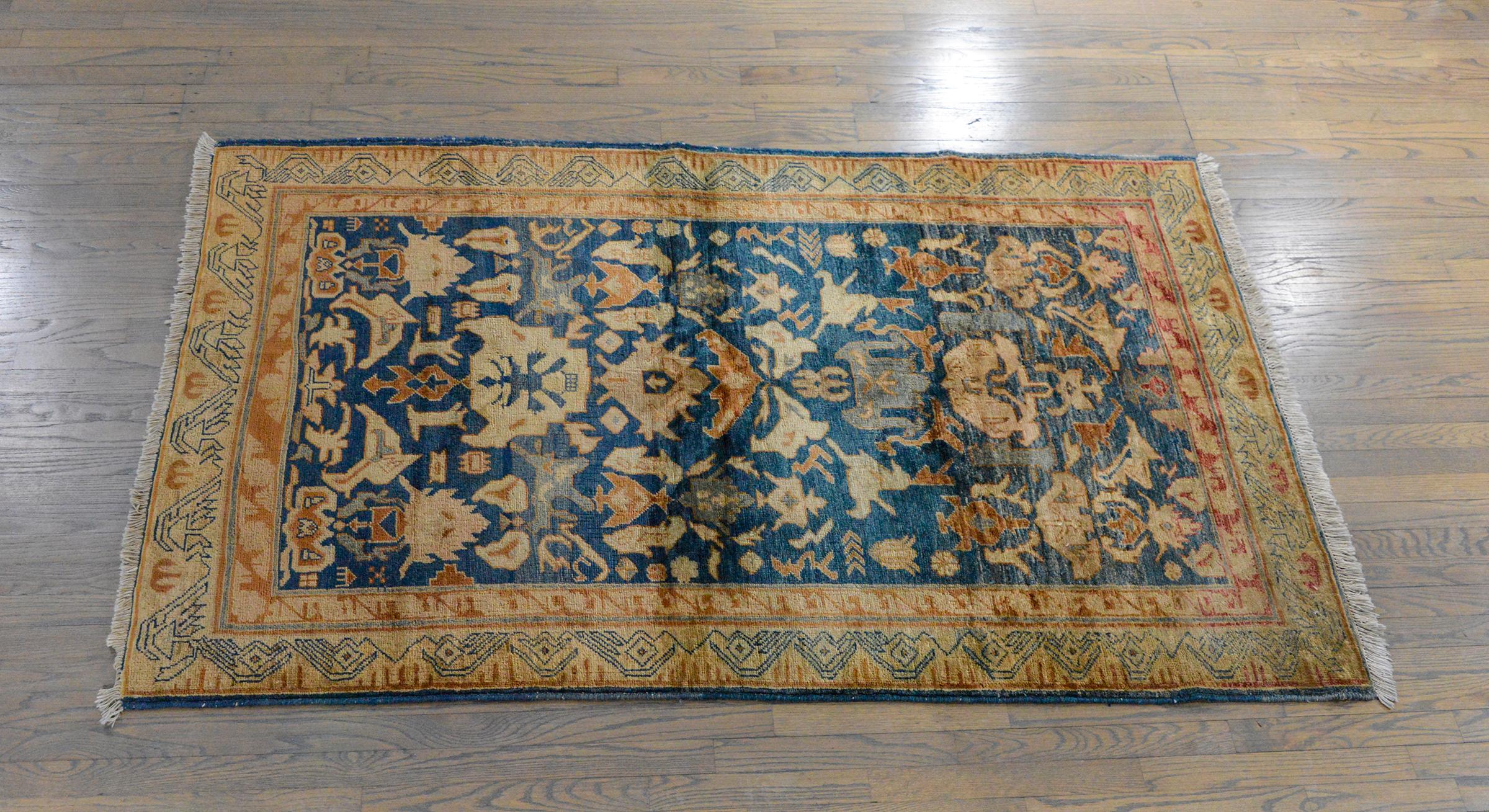 Bold Vintage Turkish Rug For Sale 5