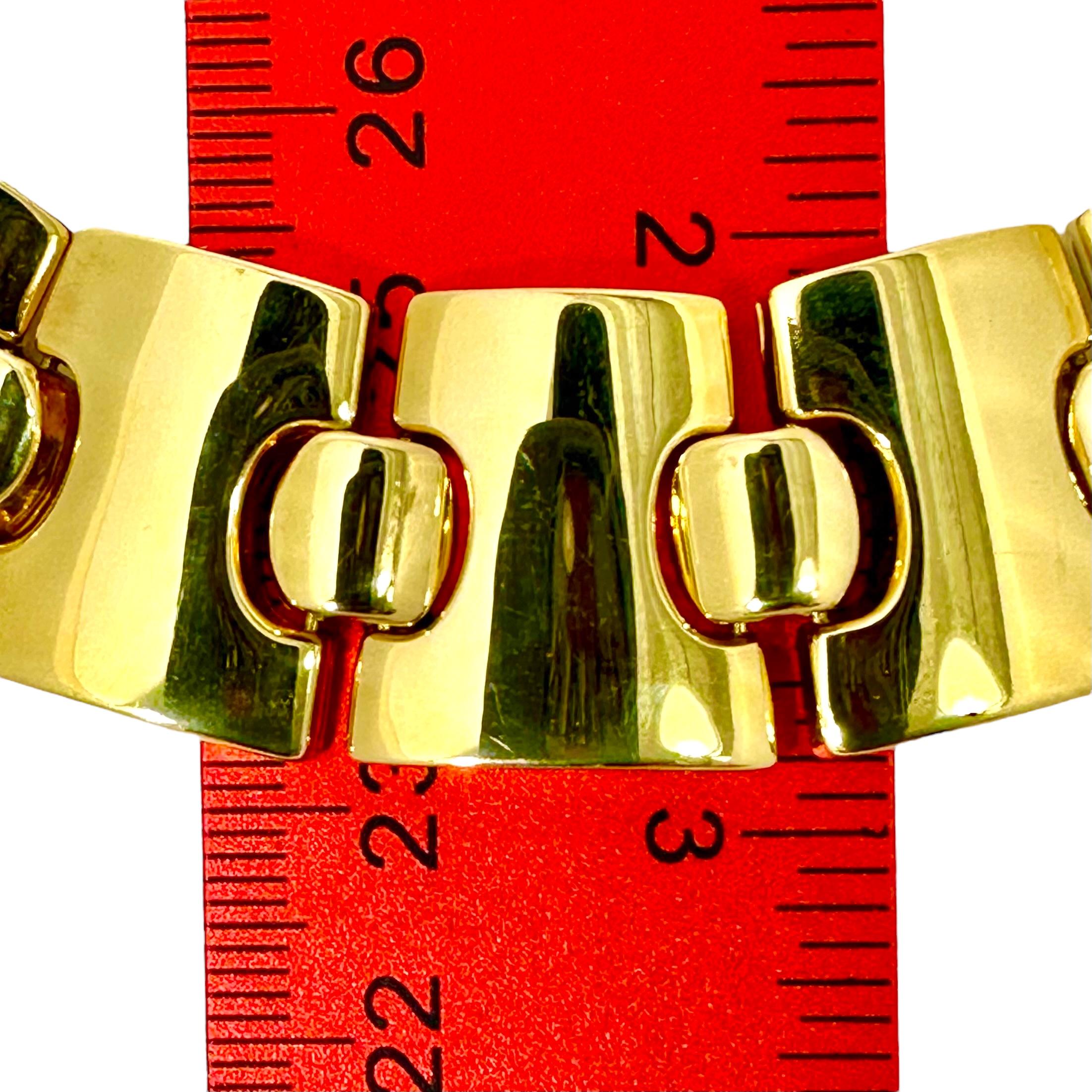 Audace ma di classe, collana girocollo vintage in oro giallo 18K di KRIA in vendita 2