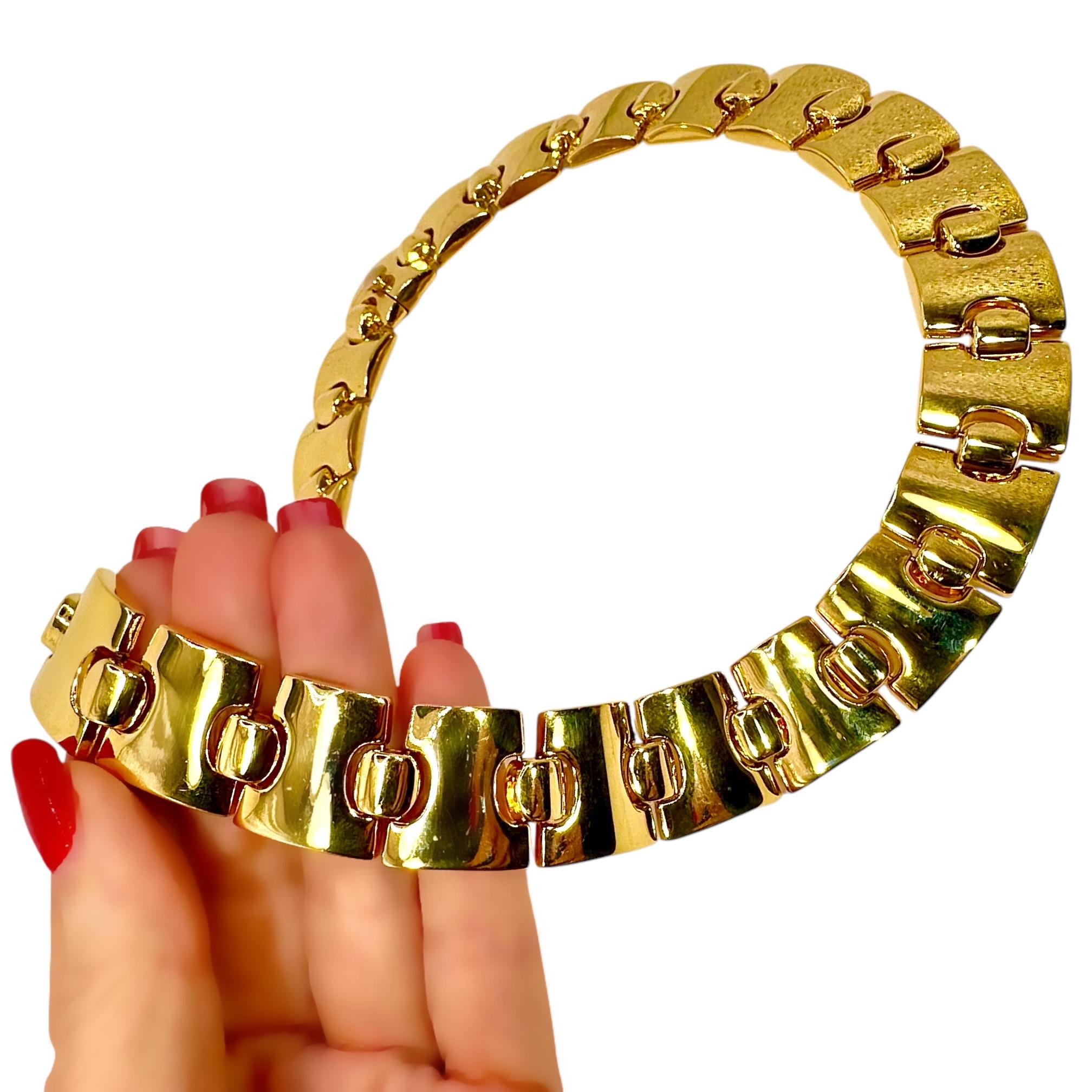 Audace ma di classe, collana girocollo vintage in oro giallo 18K di KRIA in vendita 3