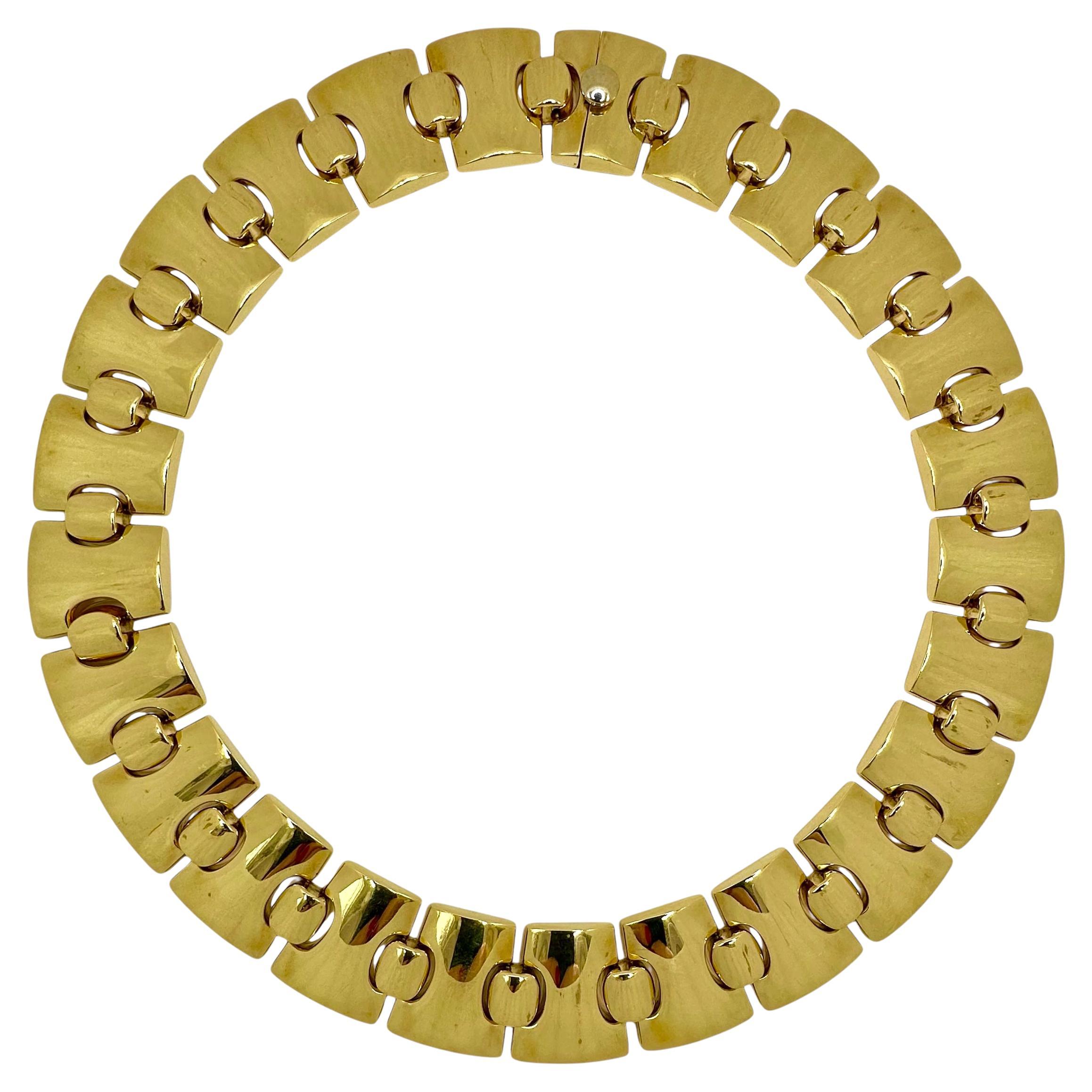 Audace ma di classe, collana girocollo vintage in oro giallo 18K di KRIA