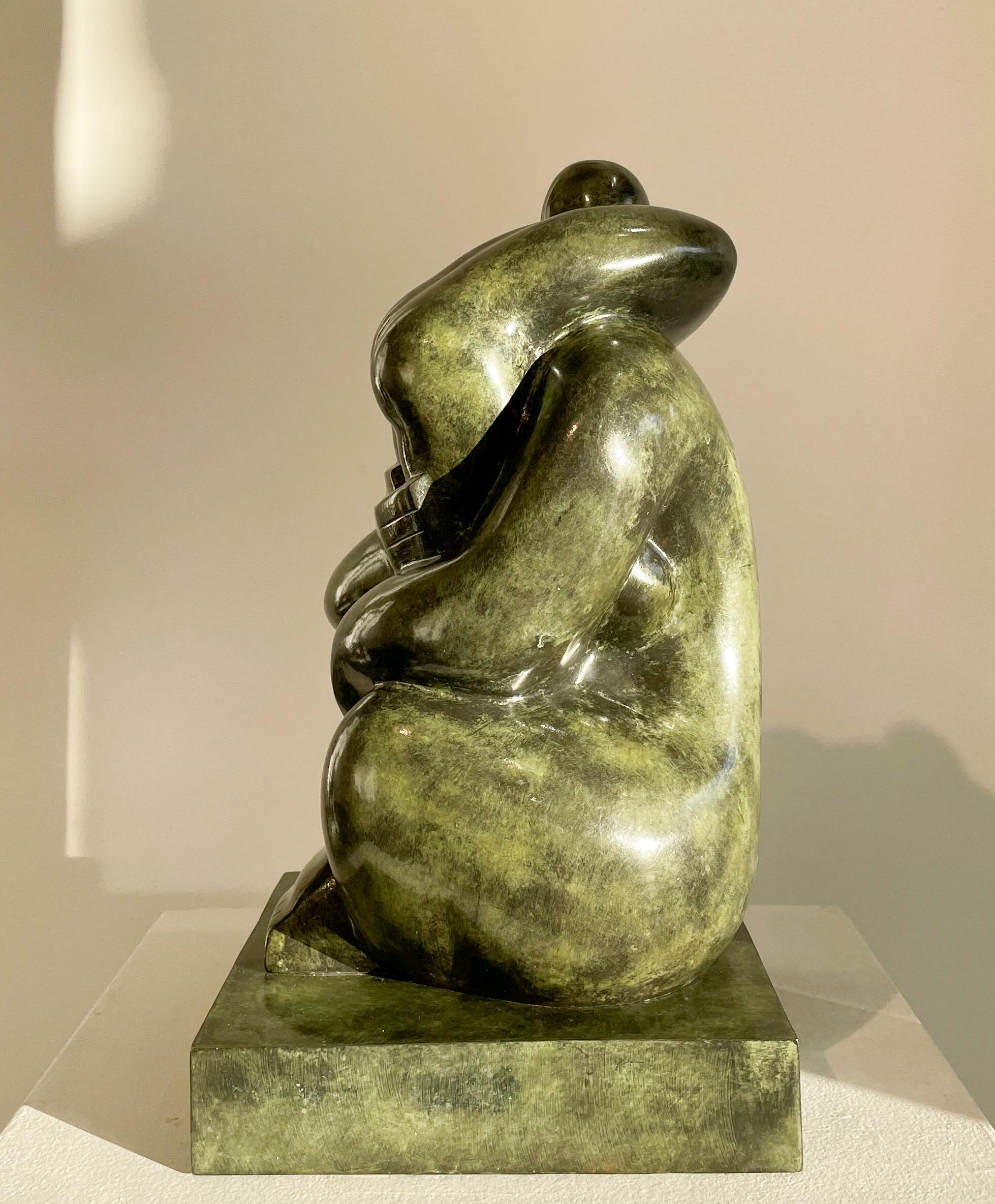 Mother with child - Contemporary Sculpture by Boldi