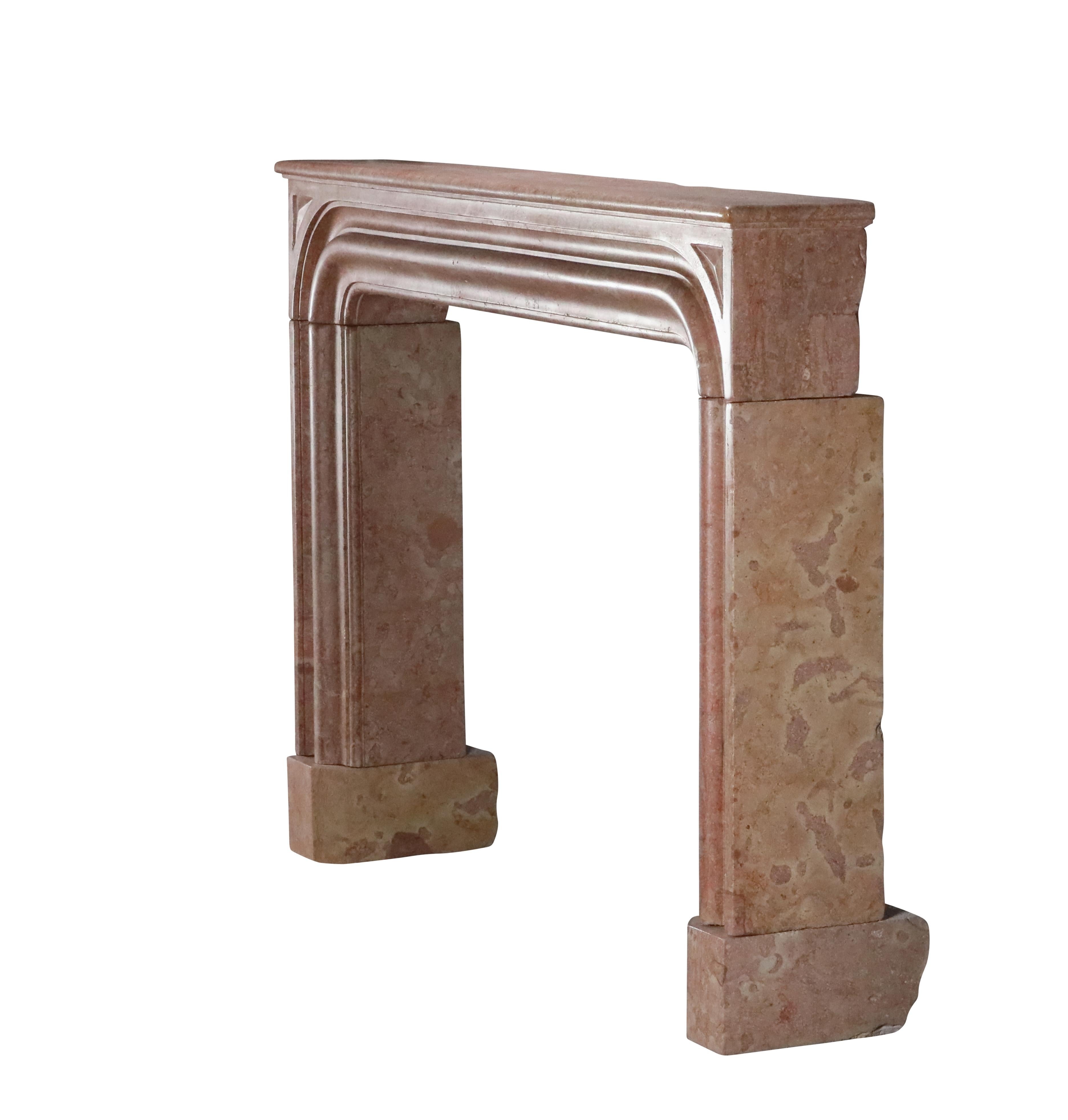 Envolvente de Chimenea Bolection Con Punta de Diamante Como la Biblioteca Chateau De Gilly en venta 4