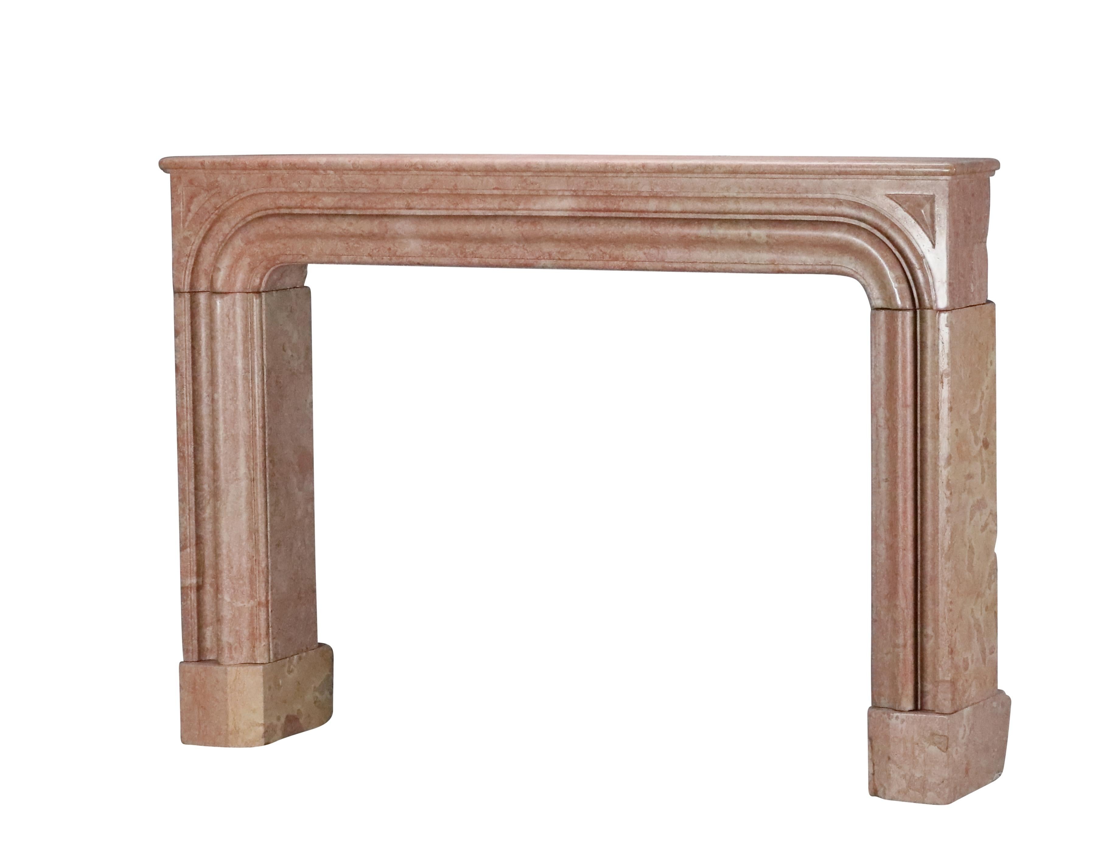 Envolvente de Chimenea Bolection Con Punta de Diamante Como la Biblioteca Chateau De Gilly en venta 7