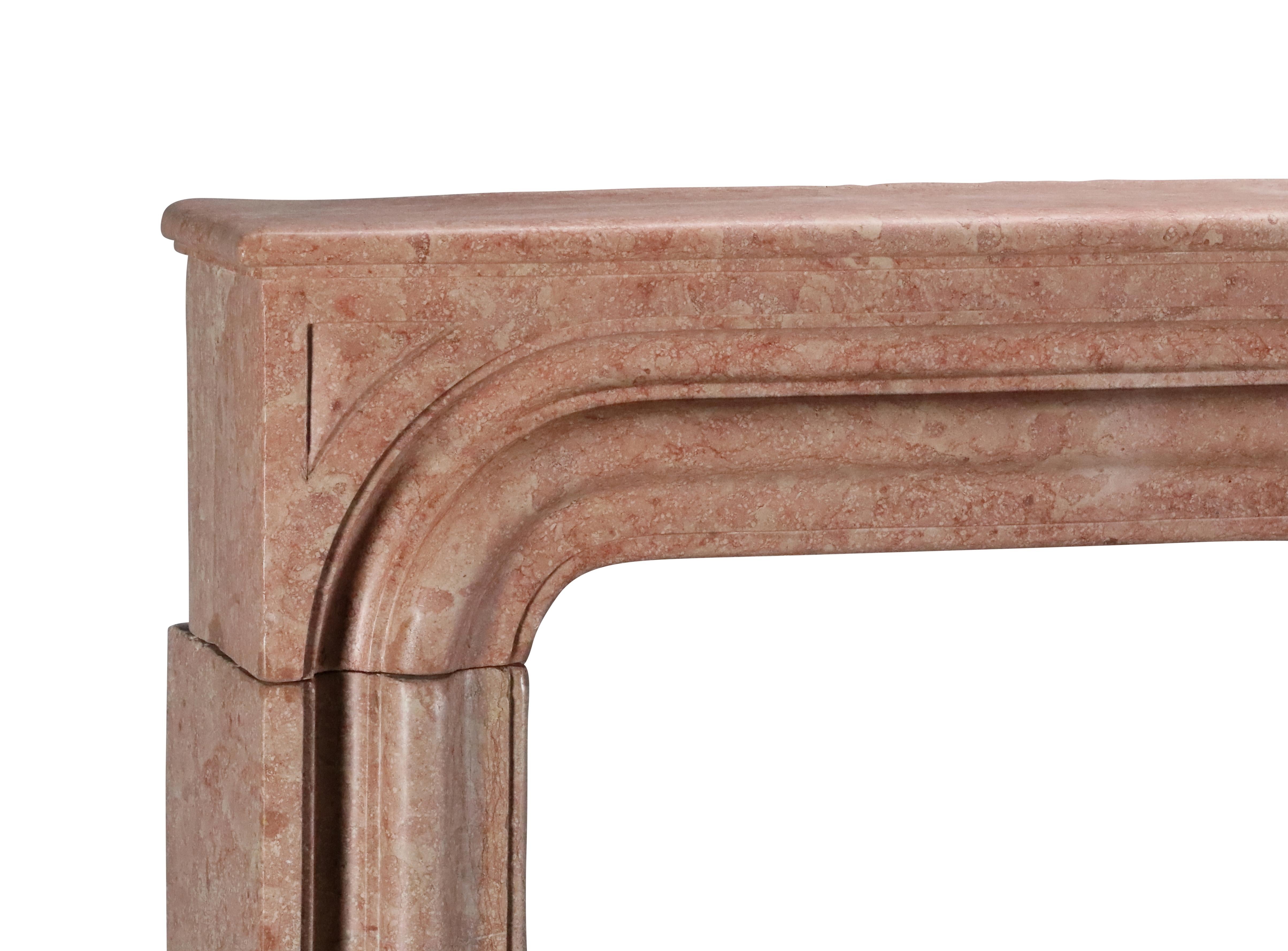 Envolvente de Chimenea Bolection Con Punta de Diamante Como la Biblioteca Chateau De Gilly en venta 2