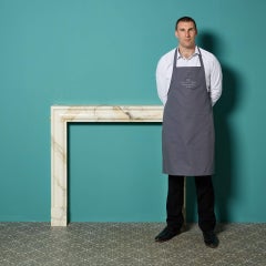 Cheminée à effet marbré de style Bolection