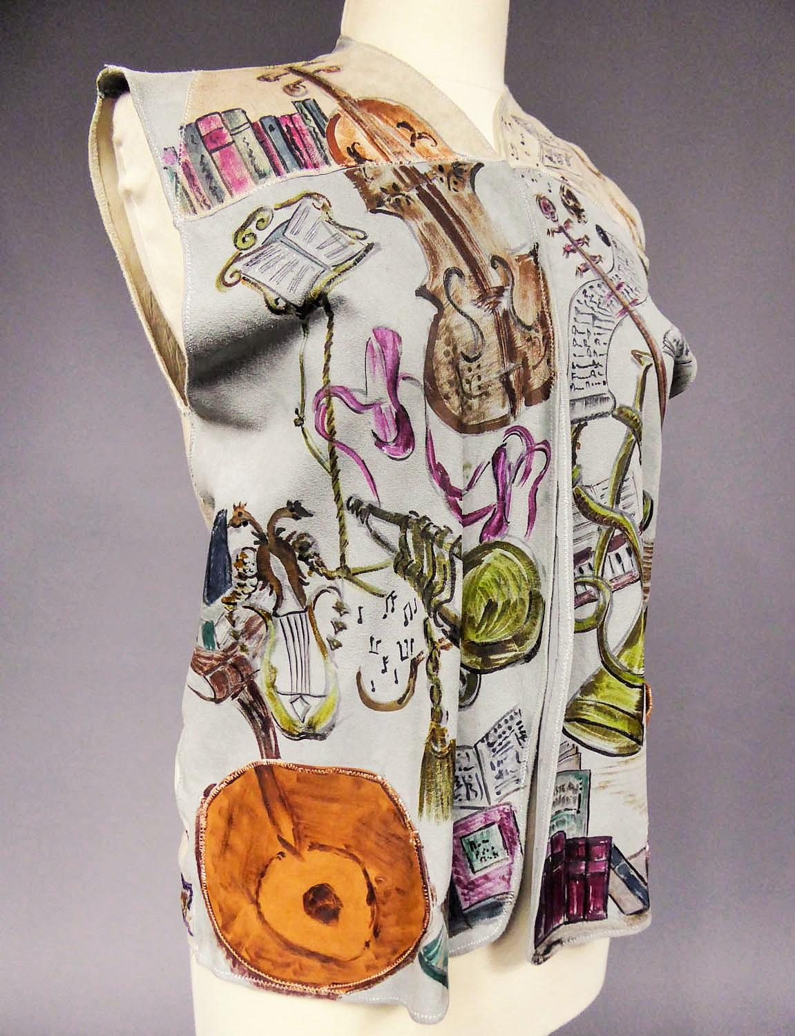 Gilet Bolero in pelle scamosciata forse dipinto da René Gruau - Francese Circa 1940-1950 in vendita 6