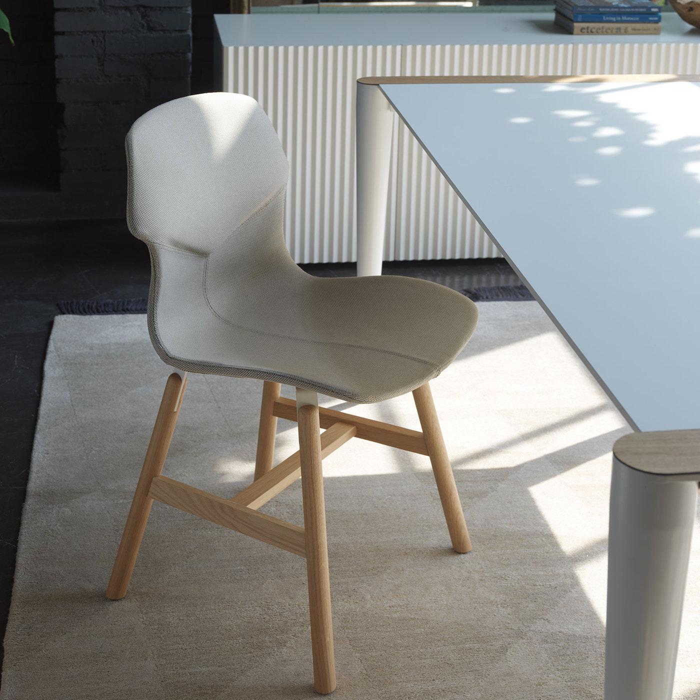 Bolero White Extendable Table by Renato Zamberlan In New Condition For Sale In Milan, IT