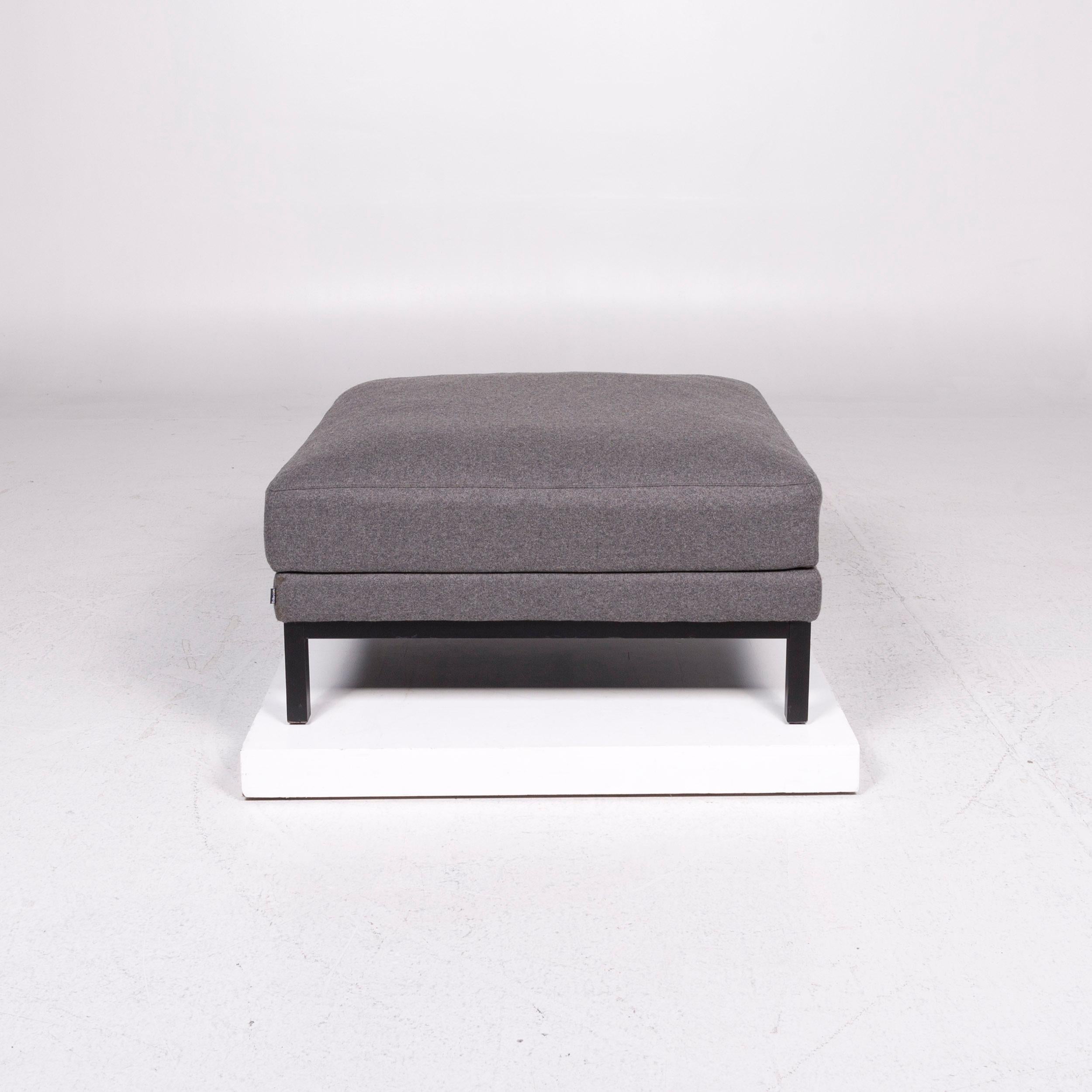 We bring to you a Bolia North fabric stool gray.

 

 Product measurements in centimeters:
 

 Depth 92
 Width 92
 Height 47.




 