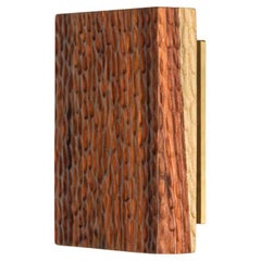 Aplique de Pared de Palo de Rosa Boliviano, Colección Morado, Martillado
