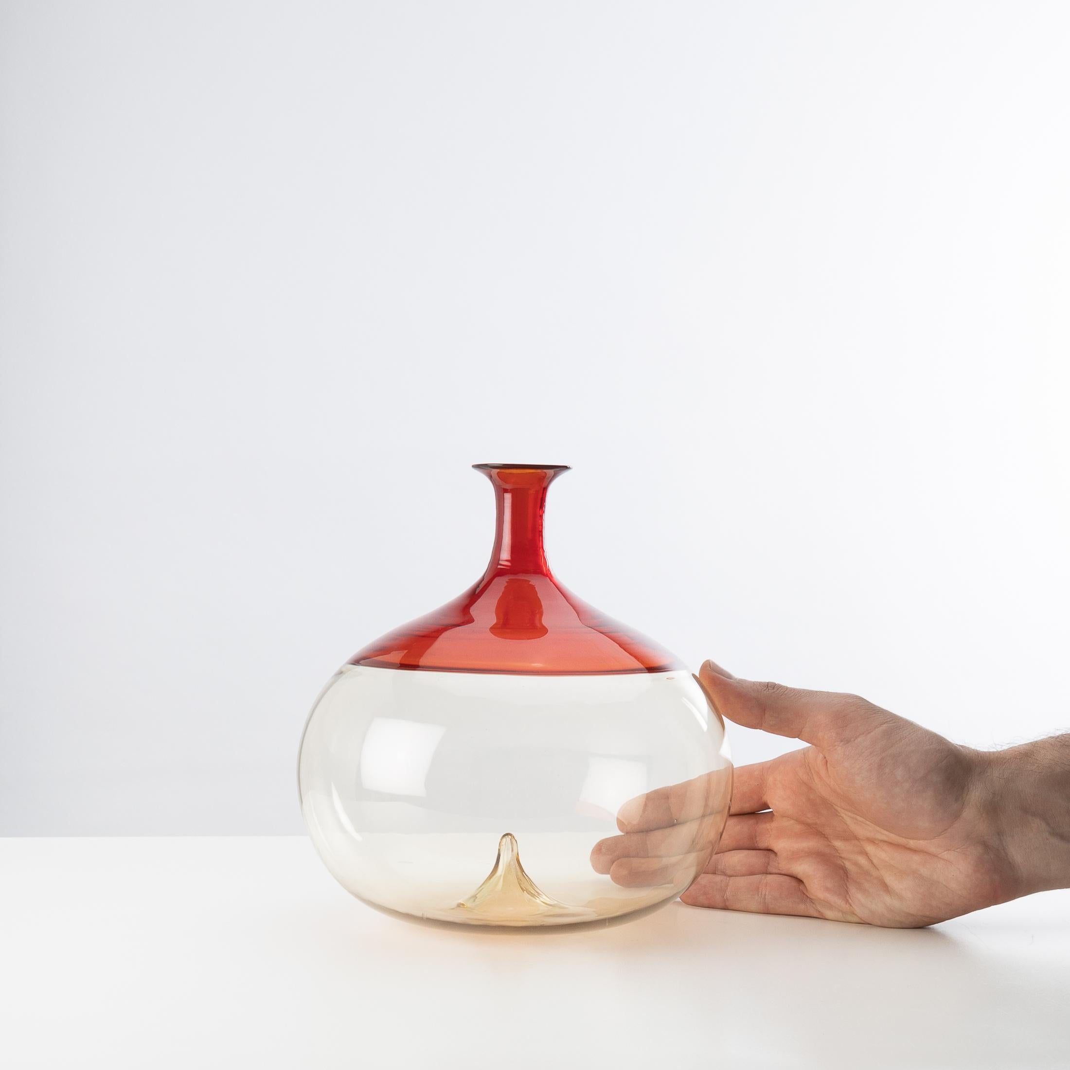 Bolle Incalmo Blown Glass Vase 'Red, Straw' by Tapio Wirkkala Venini Murano 1