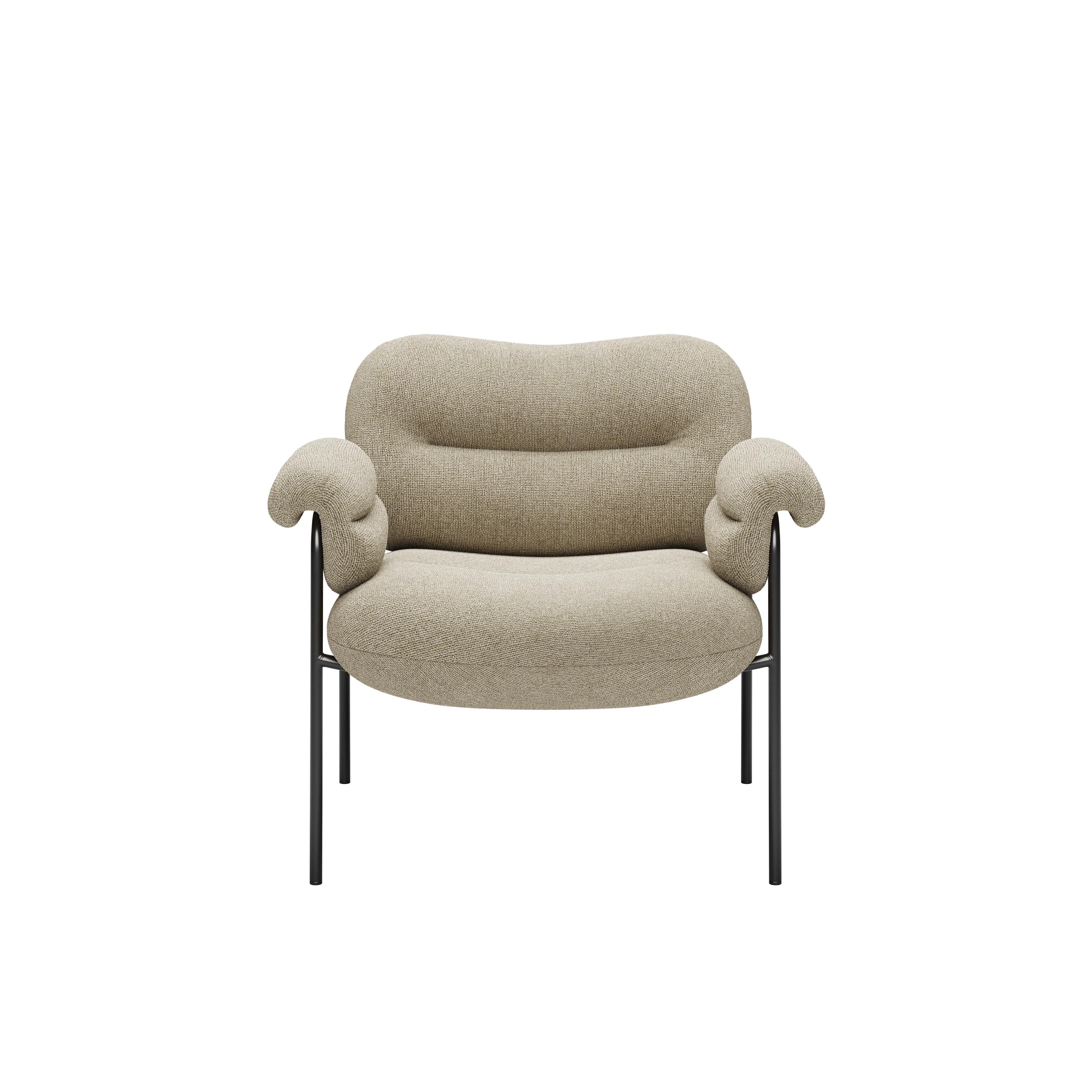 Bollo Armchair by Andreas Engesvik for FOGIA

Model shown on main images: Black steel legs + Fabric: MainlineFlax col.20

Width: 81cm /32in
Depth: 81cm /32in
Height: 71cm /28in
Seat Height: 42.5cm /17in
Seat Depth: 54cm / 21in

The iconic Bollo