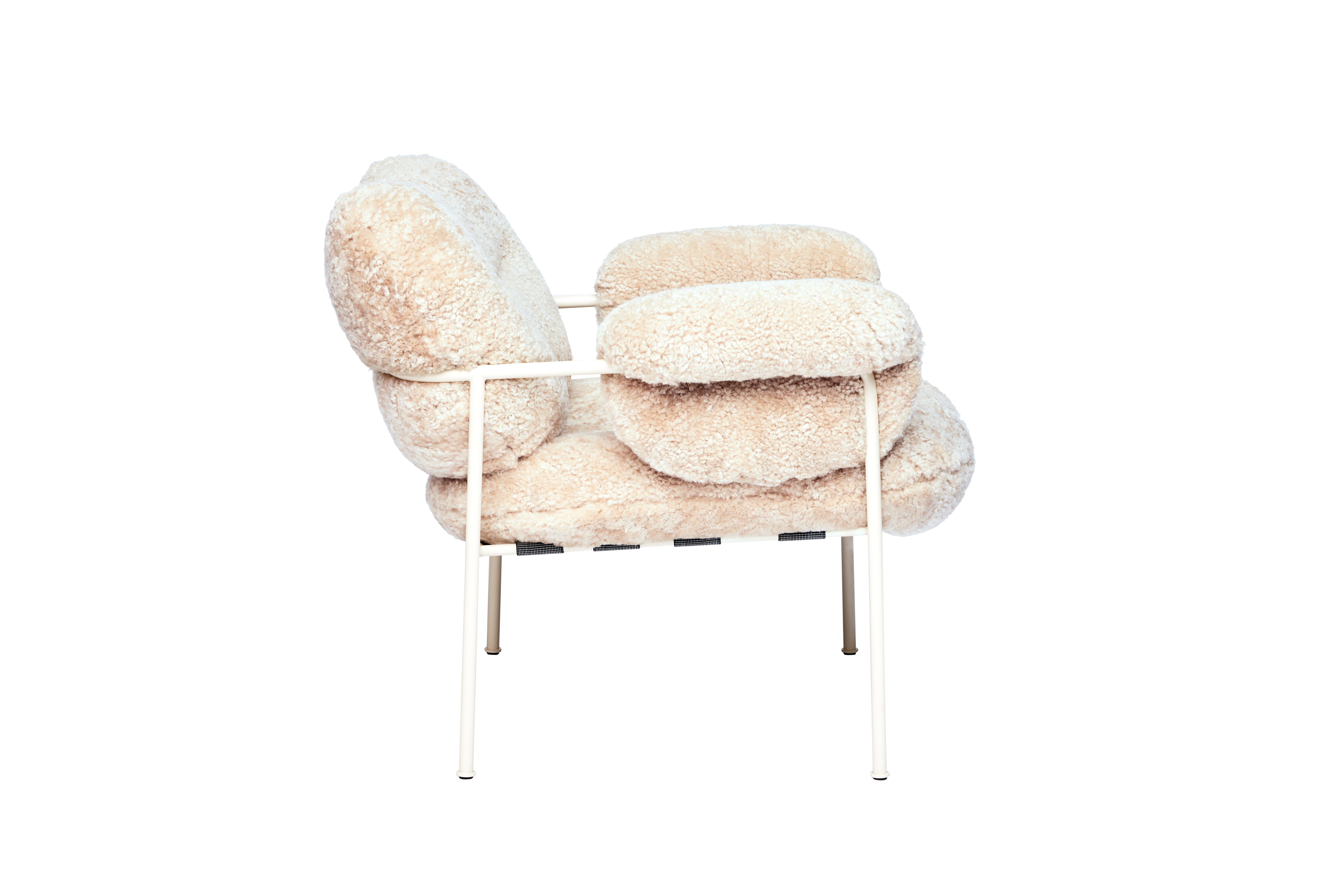 Organic Modern Bollo Armchair by Fogia, Mohawi Sheepskin, White Steel For Sale