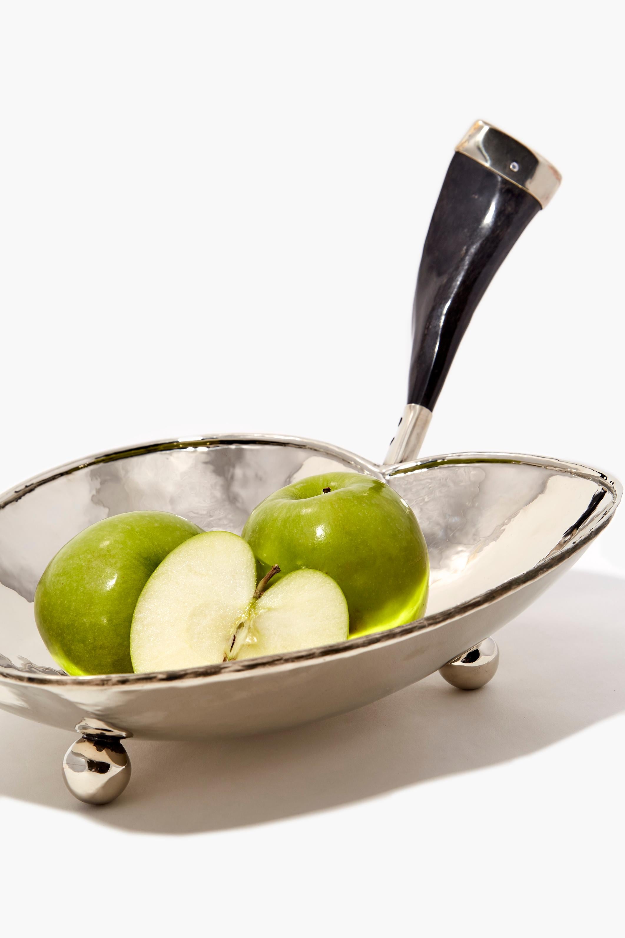 Organic Modern Bolson Apple Large Bowl, Horn & Alpaca Silver For Sale