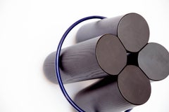 Hocker mit Bolt, Note Design Studio