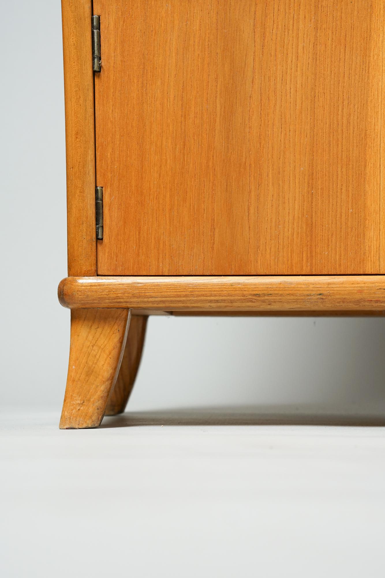 Boman Functionalist Bookcase in Birch and Elm, 1940s, Finland 2