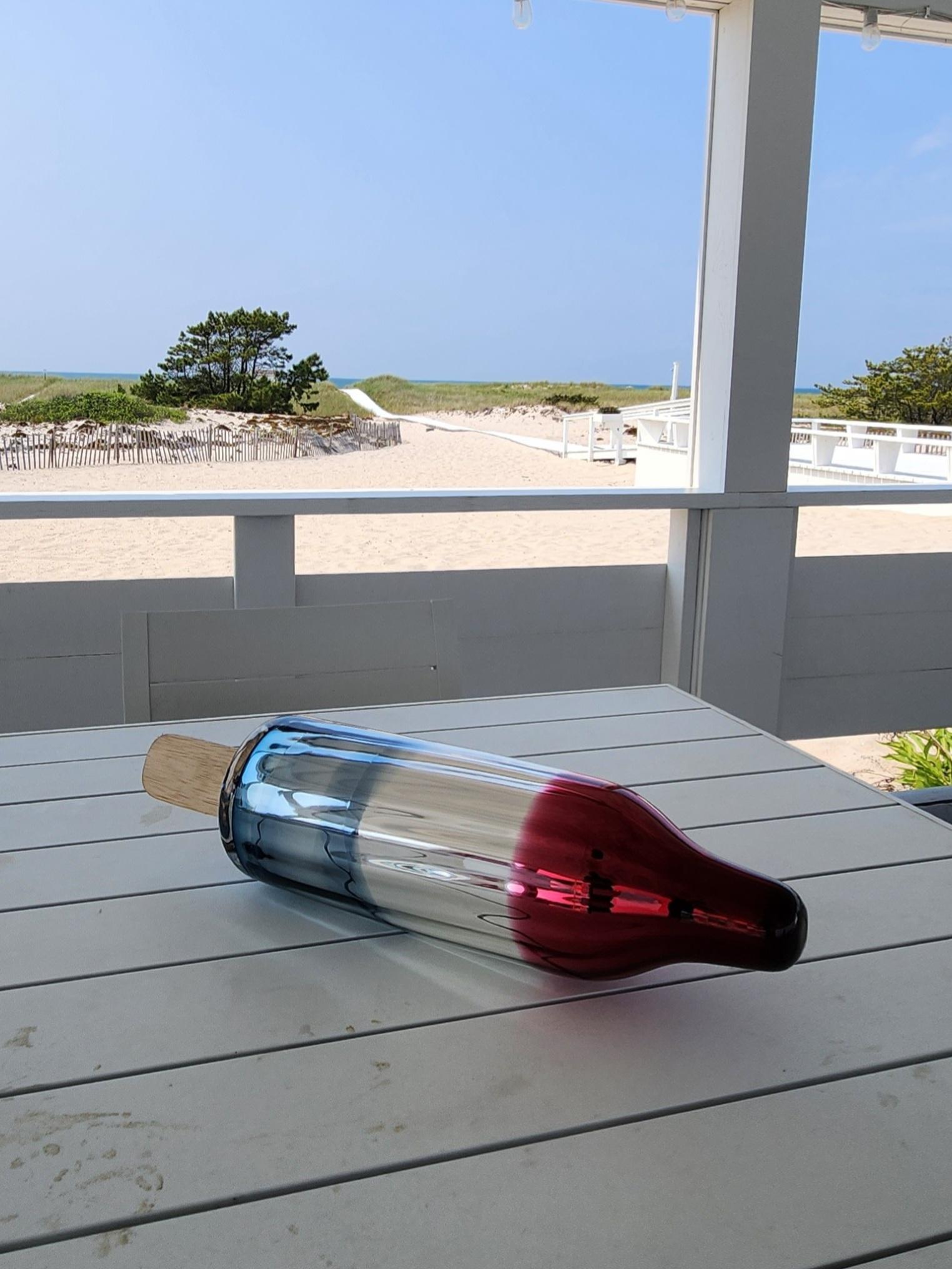 Bomb Pop - Handgefertigtes modernes Glas-Skulptur-Objekt (21. Jahrhundert und zeitgenössisch) im Angebot