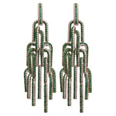 Boucles d'oreilles en or 18kt, émeraude et diamants, style Art Déco, fontaine gelée