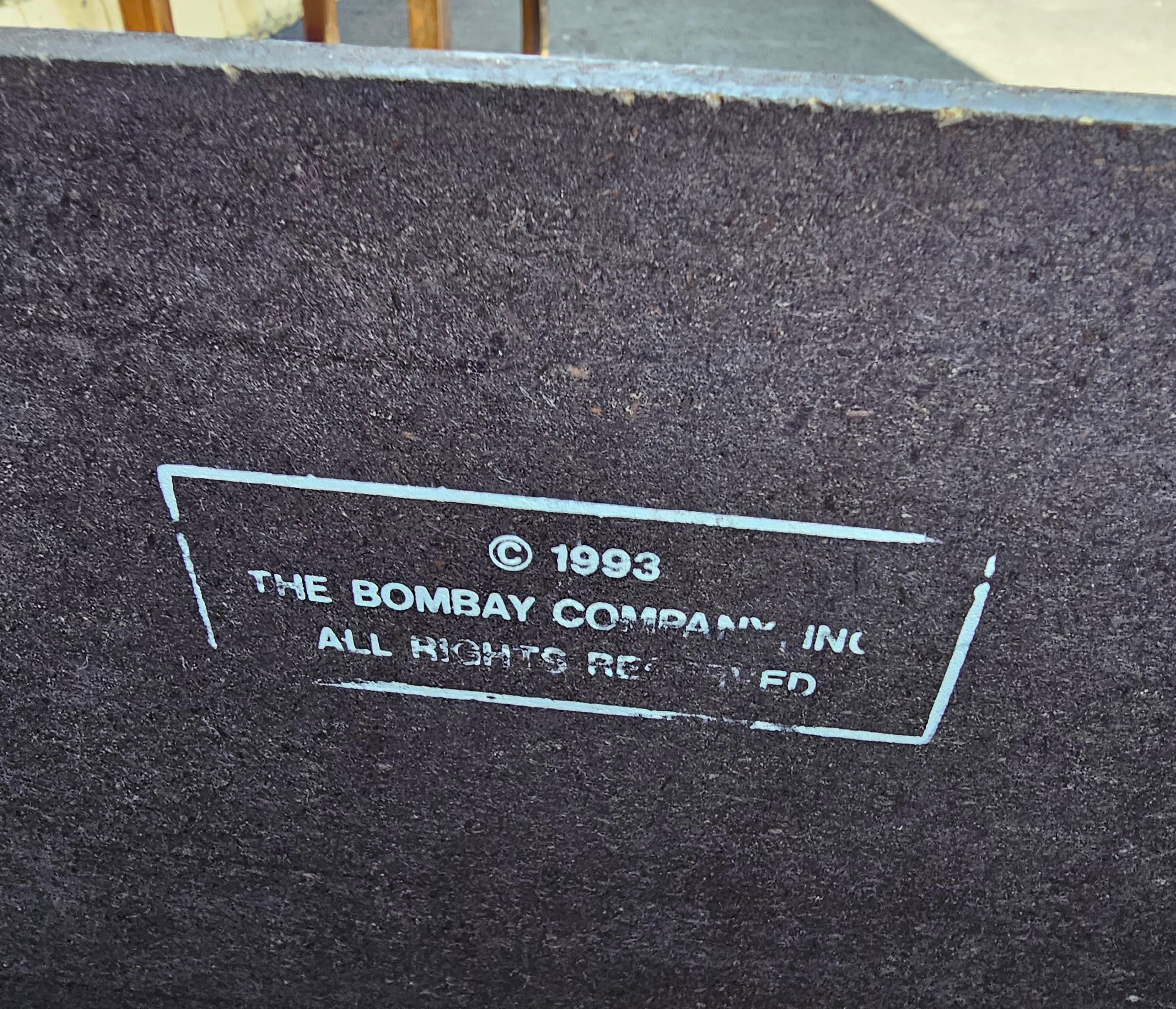 Archivador de caoba con 2 cajones Bombay Furniture Late 20th Century Chippendale en venta 9
