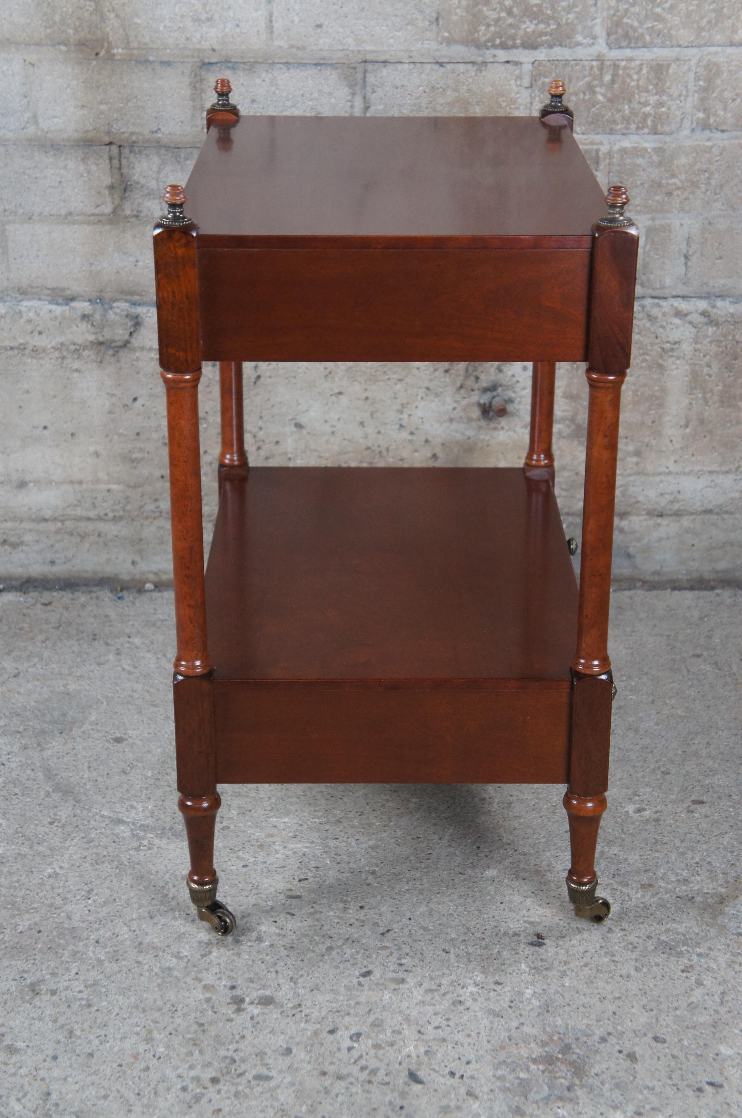 Bombay Traditional Regency Style Cherry Finish Two Tier Side End Table 3