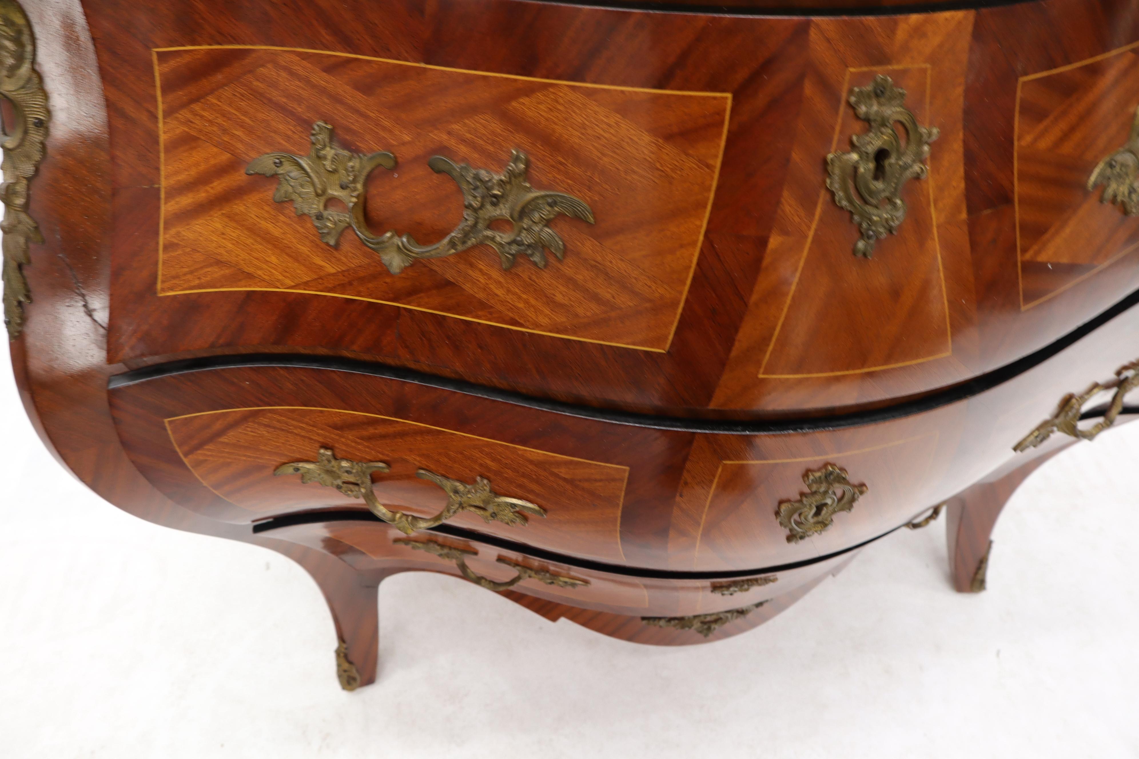 Bombe French Marble-Top Bronze Ormolu Louis XV Style 3 Drawers Dresser Commode For Sale 9