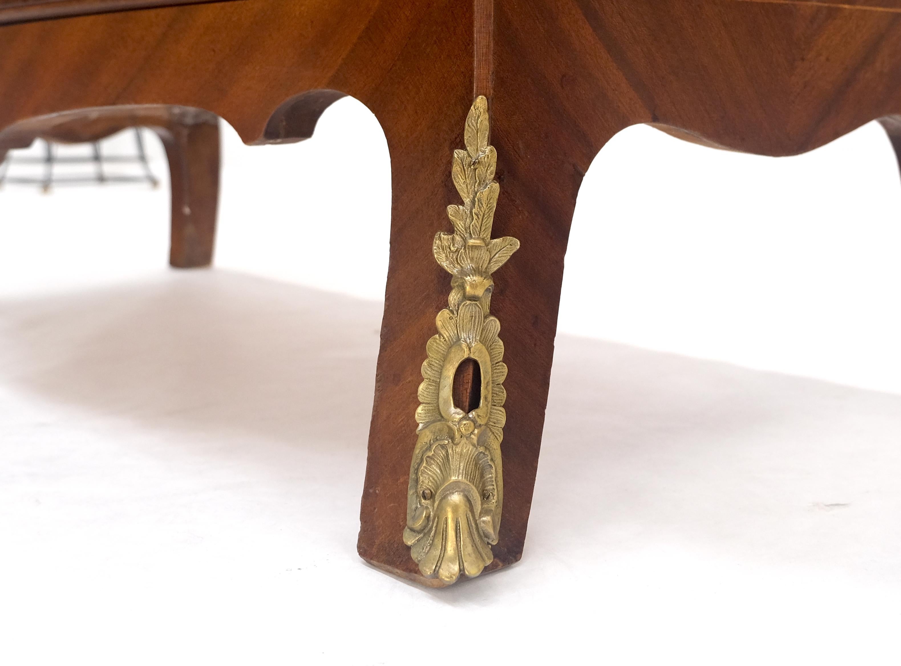 Bombe French Parquetry Top Bronze Mount Ormolu Mount 3 Drawers Dresser MINT in vendita 7