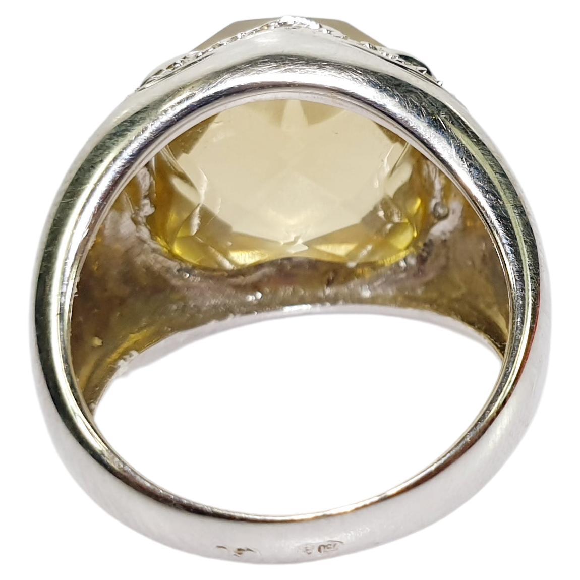 Bombe Ring Lemmon Citrine Quartz with fringe  of Diamonds in 18k white gold 

MATERIAL
◘ White Diamonds 0.10ct 
◘ Size 54 europe, US 6/7 

READY TO SHIP
*Shipment of this piece is not affected by COVID-19. Orders welcome!

PRADERA is a  second
