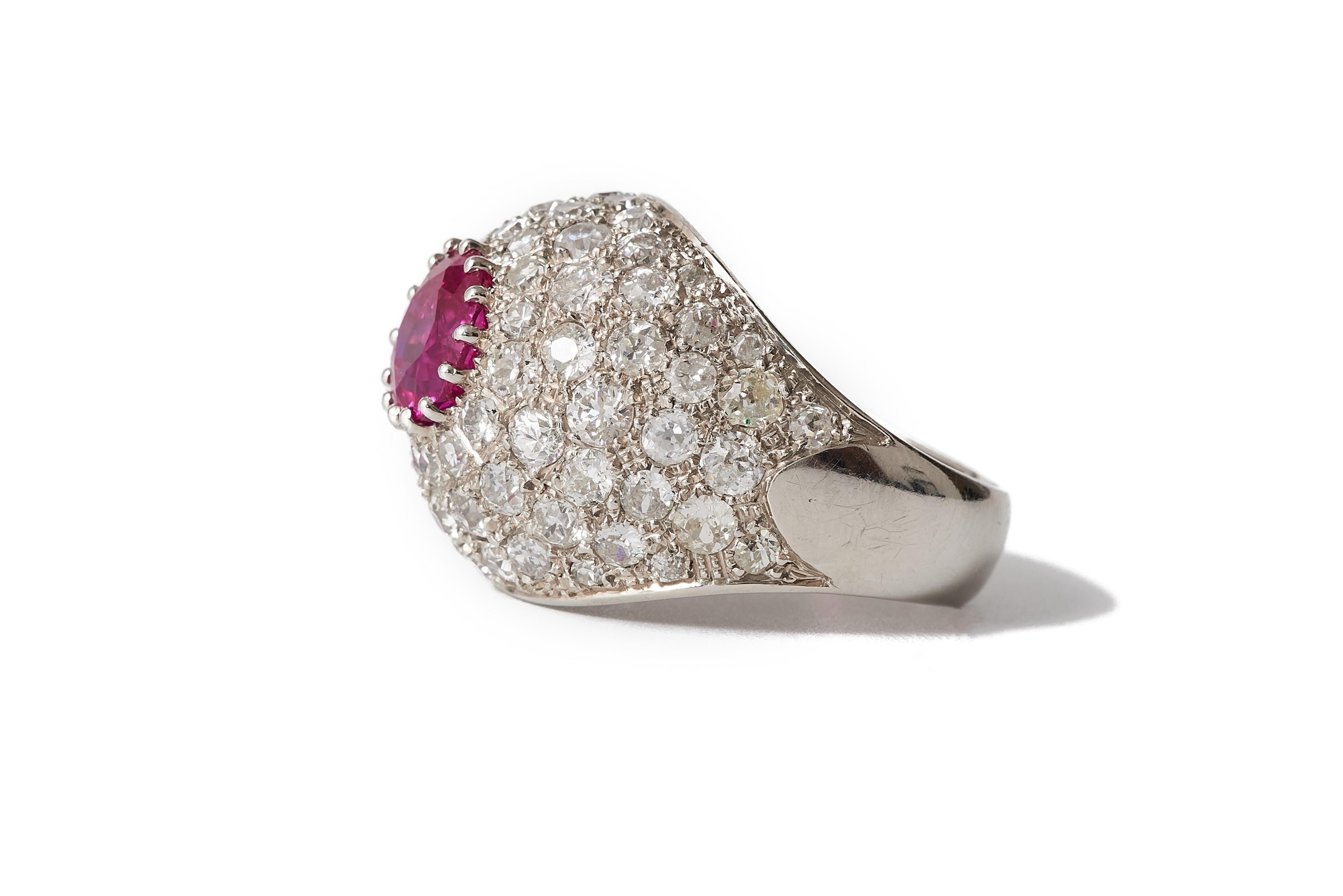 1.90ct Ruby and 2.95ct Diamond Bombé Ring by CF Carlman, Stockholm, 1971 In Good Condition For Sale In Malmö, Skåne län