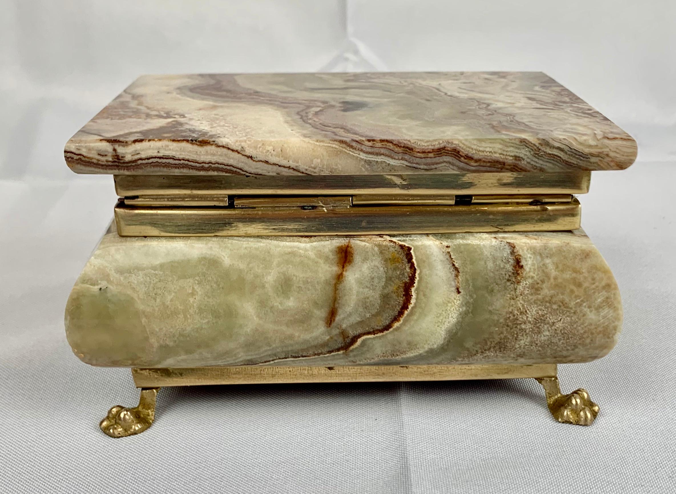 Italian Onyx Box, Bombe Shaped Hinge Top with Lion's Paw Feet For Sale