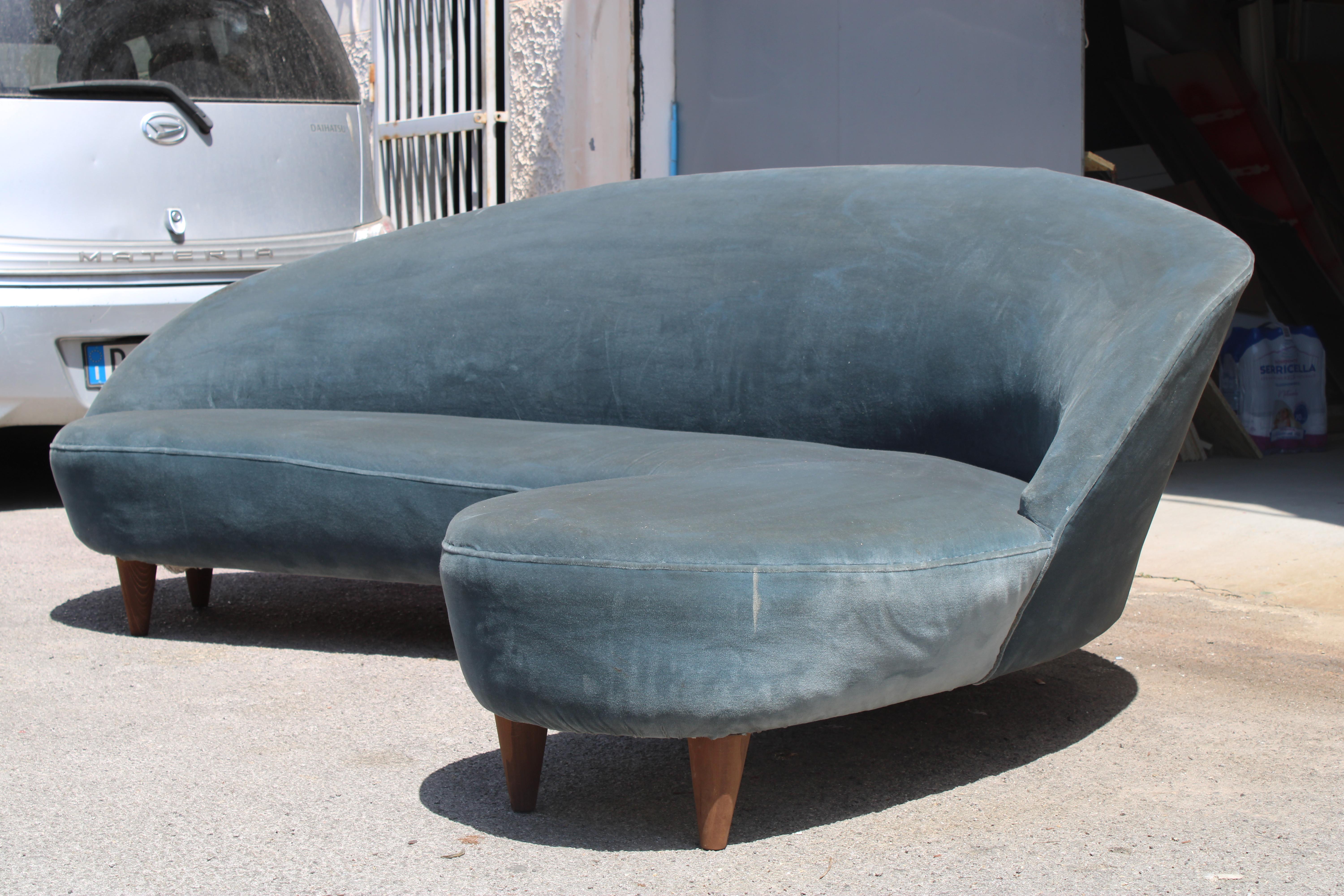 Bomerang Sofà Mid-century Italian Design Cesare Lacca 1950s Blu Velvet en vente 9