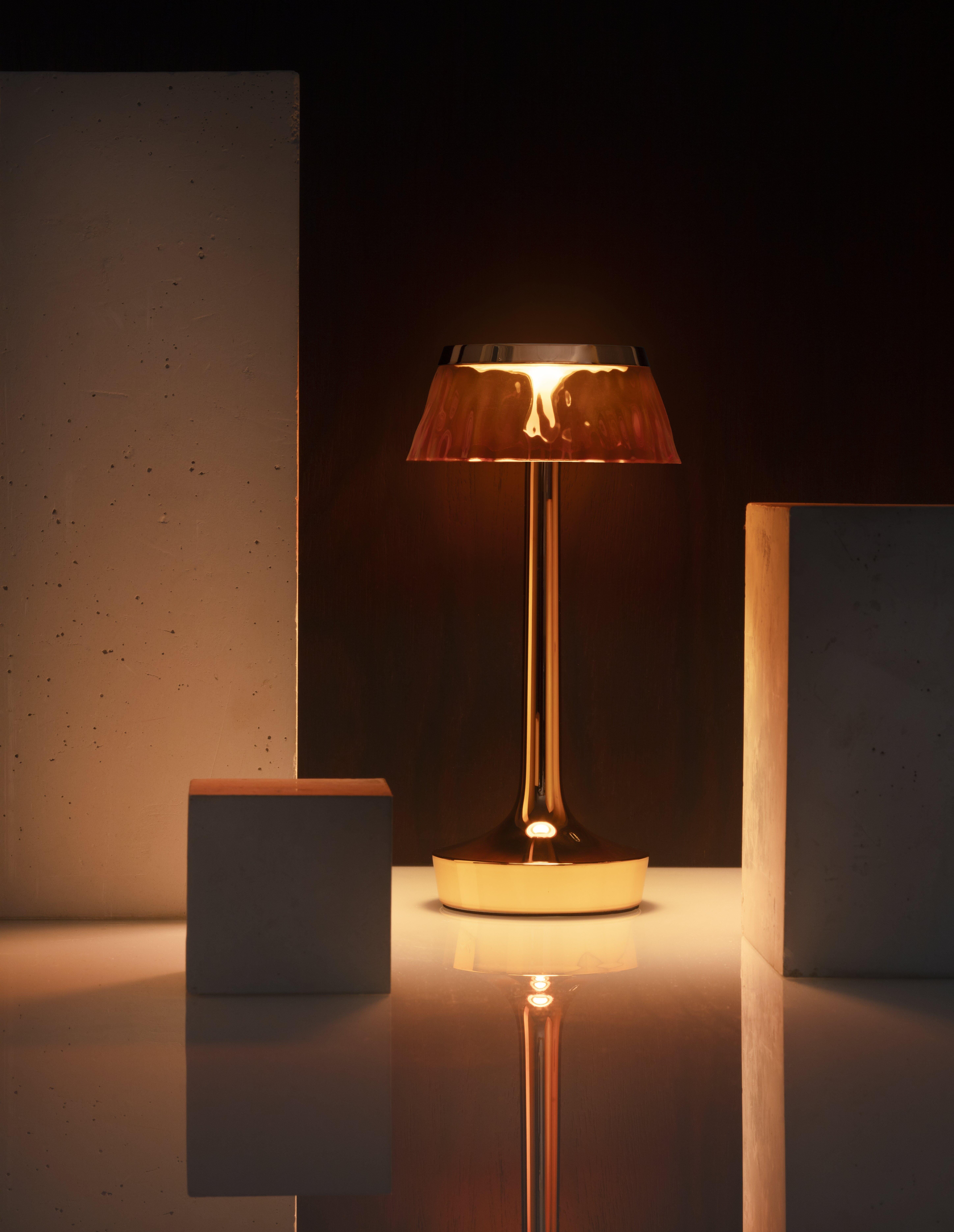 Bon Jour Unplugged Tischleuchte in Schwarz Chrom & Krone in Amber, 2025 7