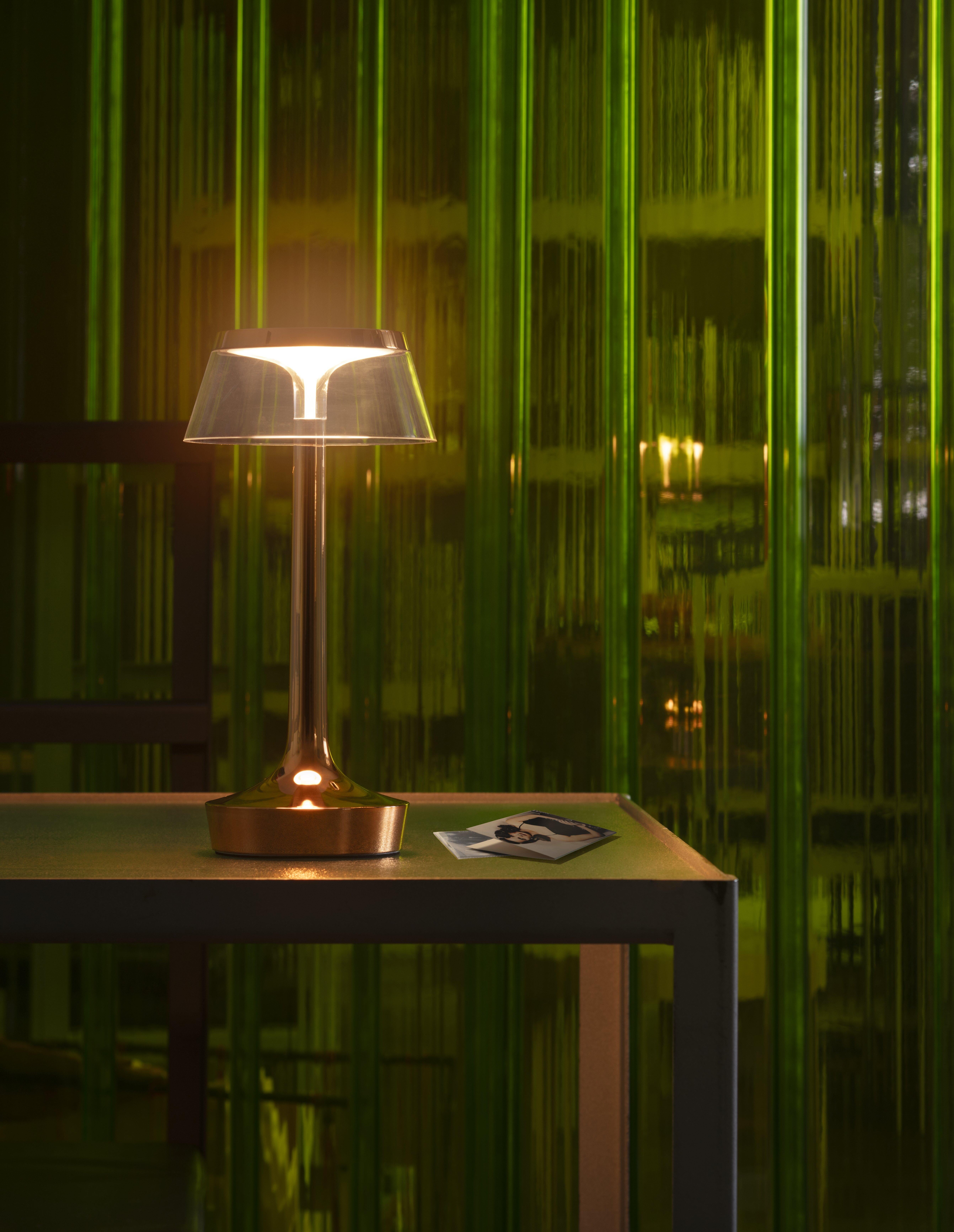 Bon Jour Unplugged Tischleuchte in Schwarz Chrom & Krone in Amber, 2025 9