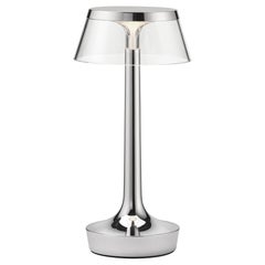 Lampada da tavolo Bon Jour Unplugged in cromo e corona trasparente, 2025
