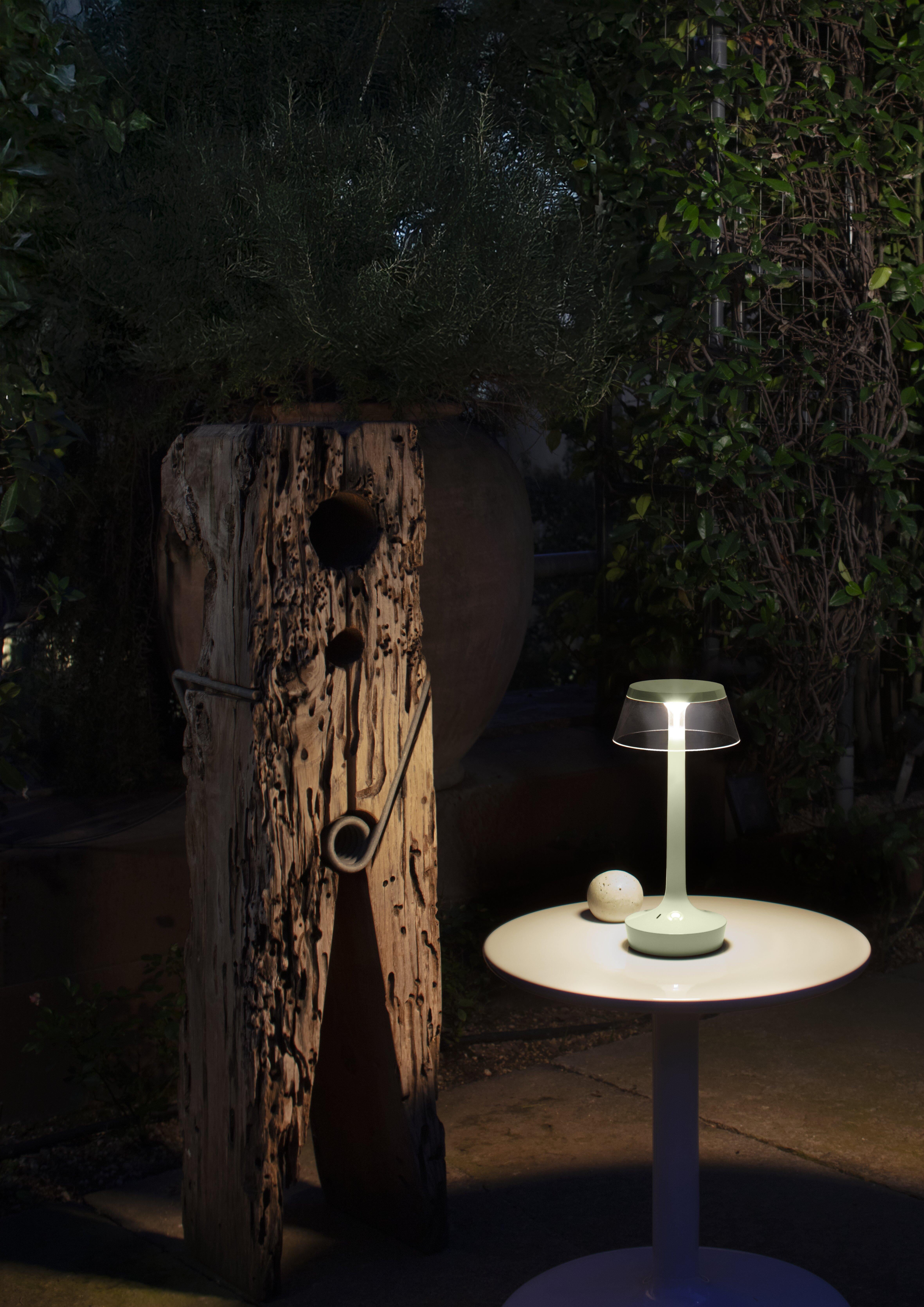 Bon Jour Unplugged Tischleuchte in Kupfer & Krone in Rattan, 2025 5