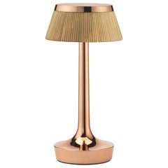 Bon Jour Unplugged Tischleuchte in Kupfer & Krone in Rattan, 2025