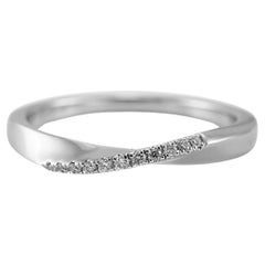 Bony Levy 18 Karat Weißgold Crossover-Ring mit Pavé-Diamant
