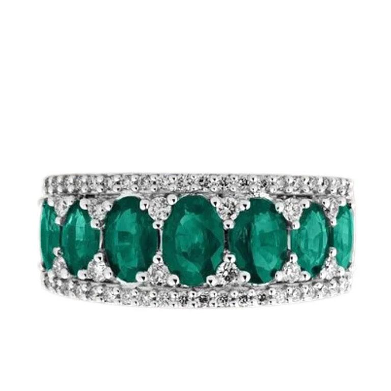 Bon ton ring white gold brilliant 0.40 ct,  emeralds 2.05 ct. 


Bon ton ring white gold brilliant emeralds is part of the classic jewelry with brilliants, rubies, emeralds and natural sapphires intended for an audience of all ages with an excellent