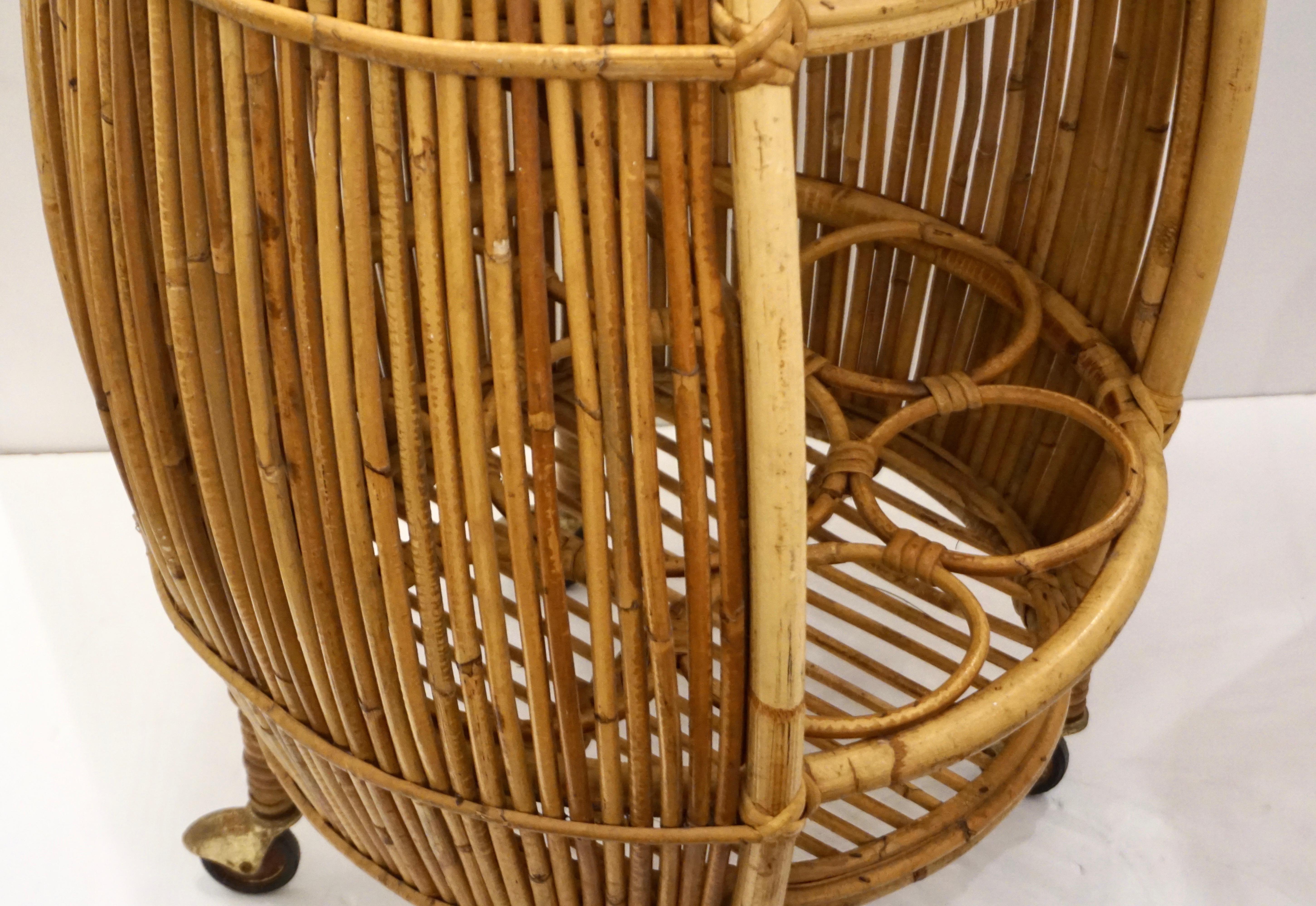 1950s Italian Vintage Mid-Century Modern Natural Rattan Cylindrical Bar Trolley 4