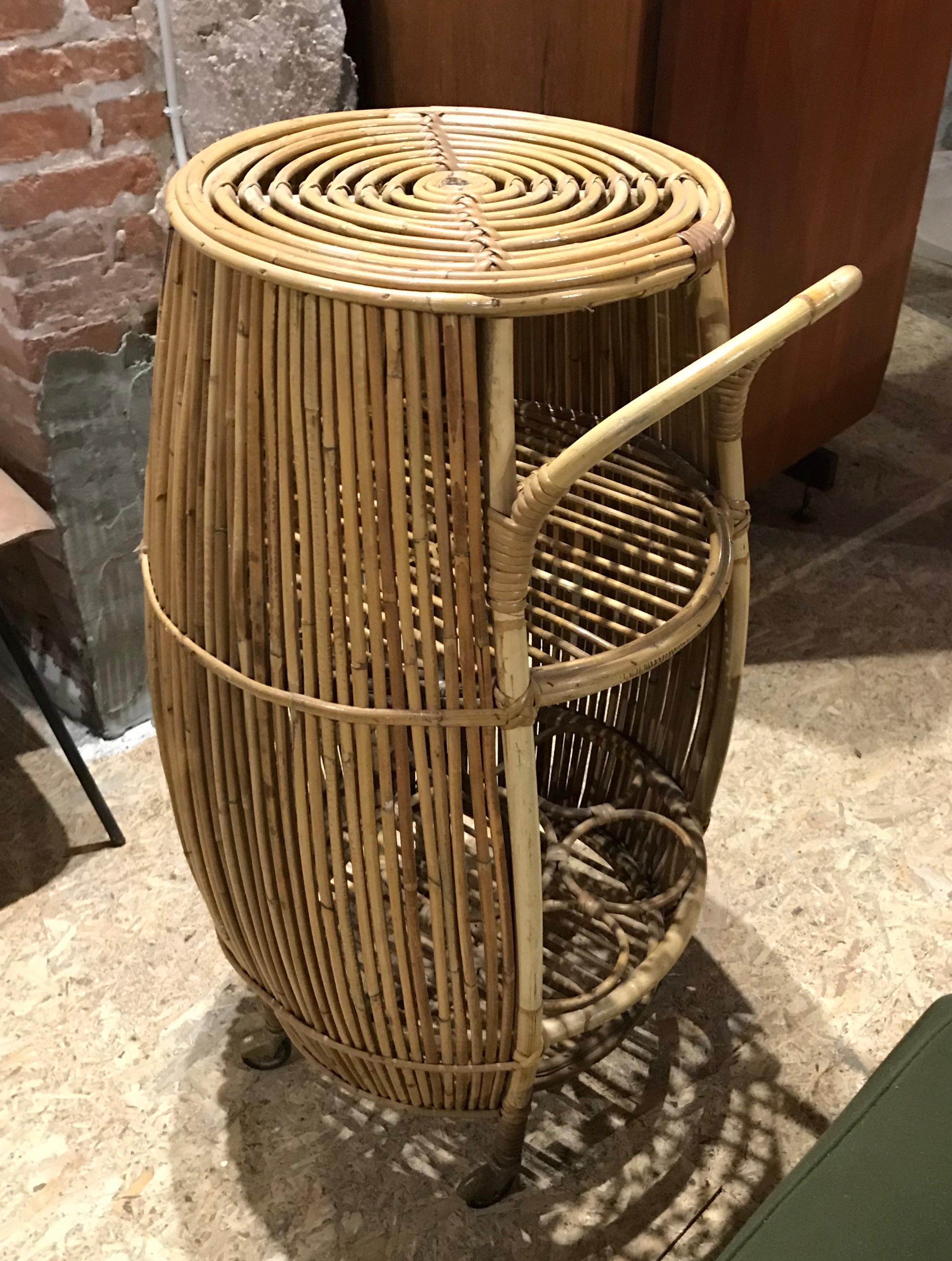 Brass 1950s Italian Vintage Mid-Century Modern Natural Rattan Cylindrical Bar Trolley