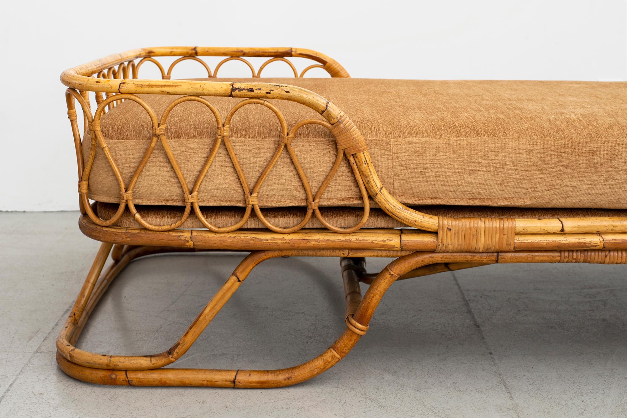 Vintage Italian Rattan Daybed 1