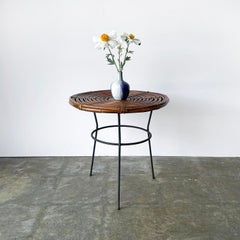 Mesa auxiliar Bonacina de ratán italiano y hierro