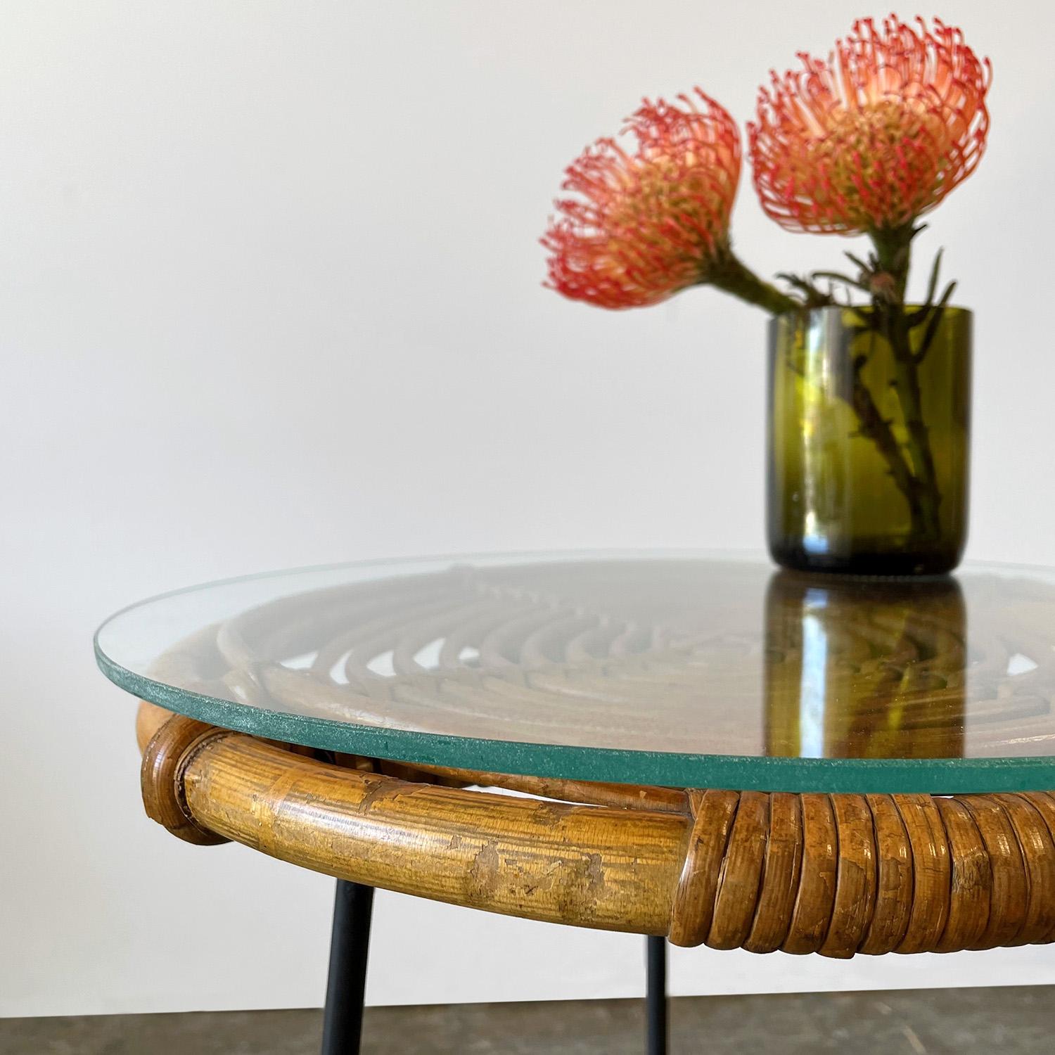 Mid-20th Century Bonacina Italian Rattan Spiral Side Table  For Sale