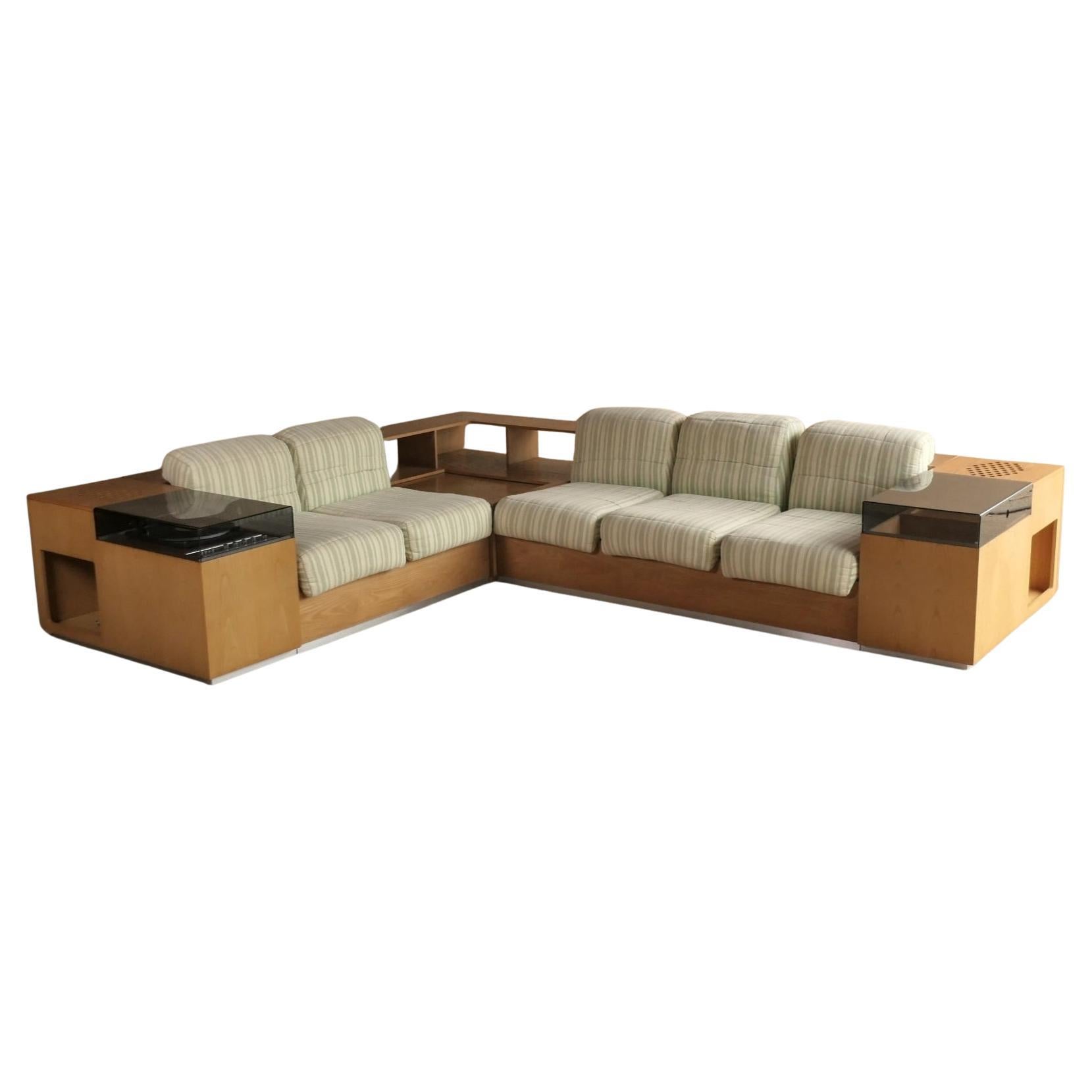 Bonacina Record Player Corner Sofa with Integrated Speakers 
Pull-Out Bed in vendita
