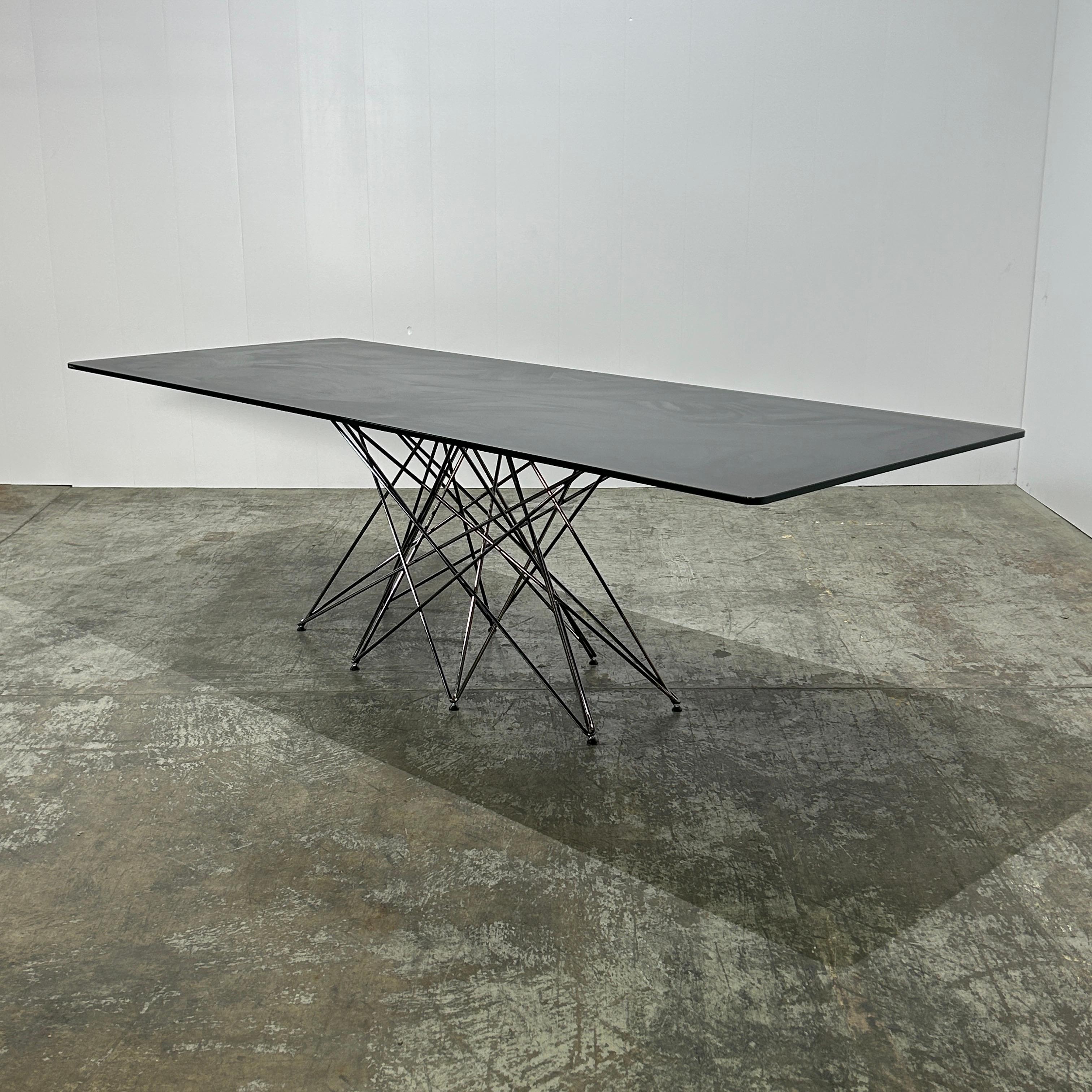 Moderne Bonaldo Octa Dining Table en vente