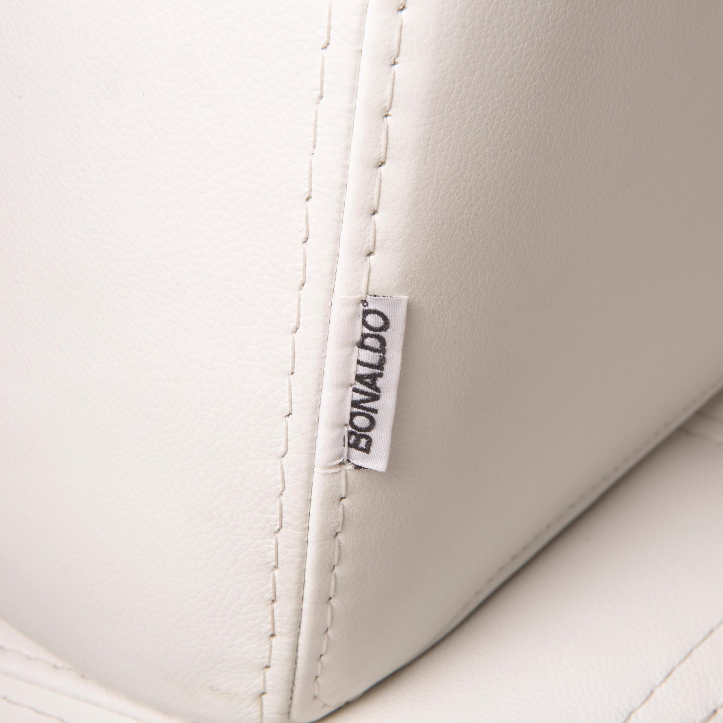 Bonaldo Pierrot King Leather Sofa White Three-Seater Sofa Bed Sleep Function In Good Condition In Cologne, DE